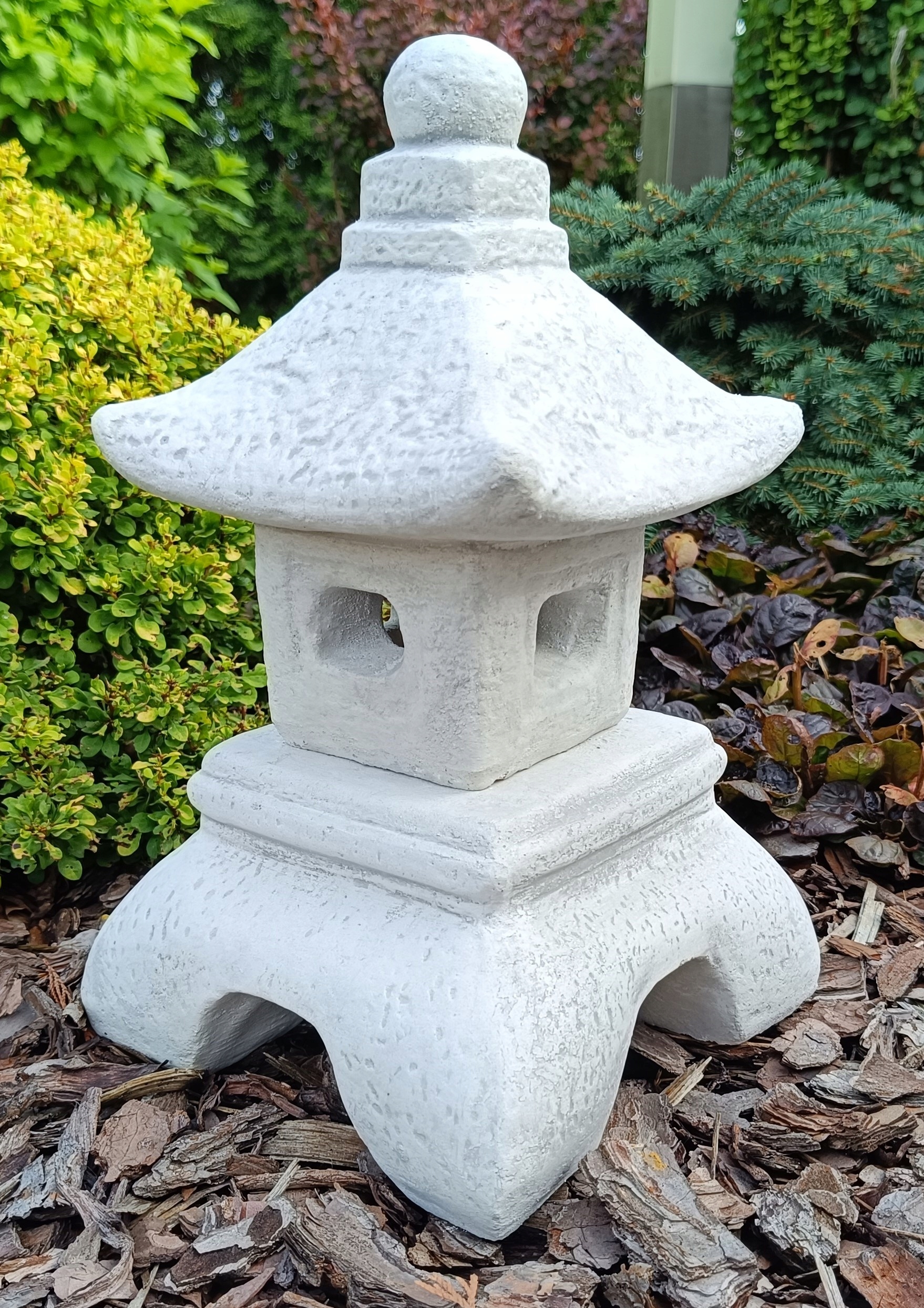 Japonský styl Pagoda/maják „Danroz“ z betonu ozdoba zahrada terasa interiér