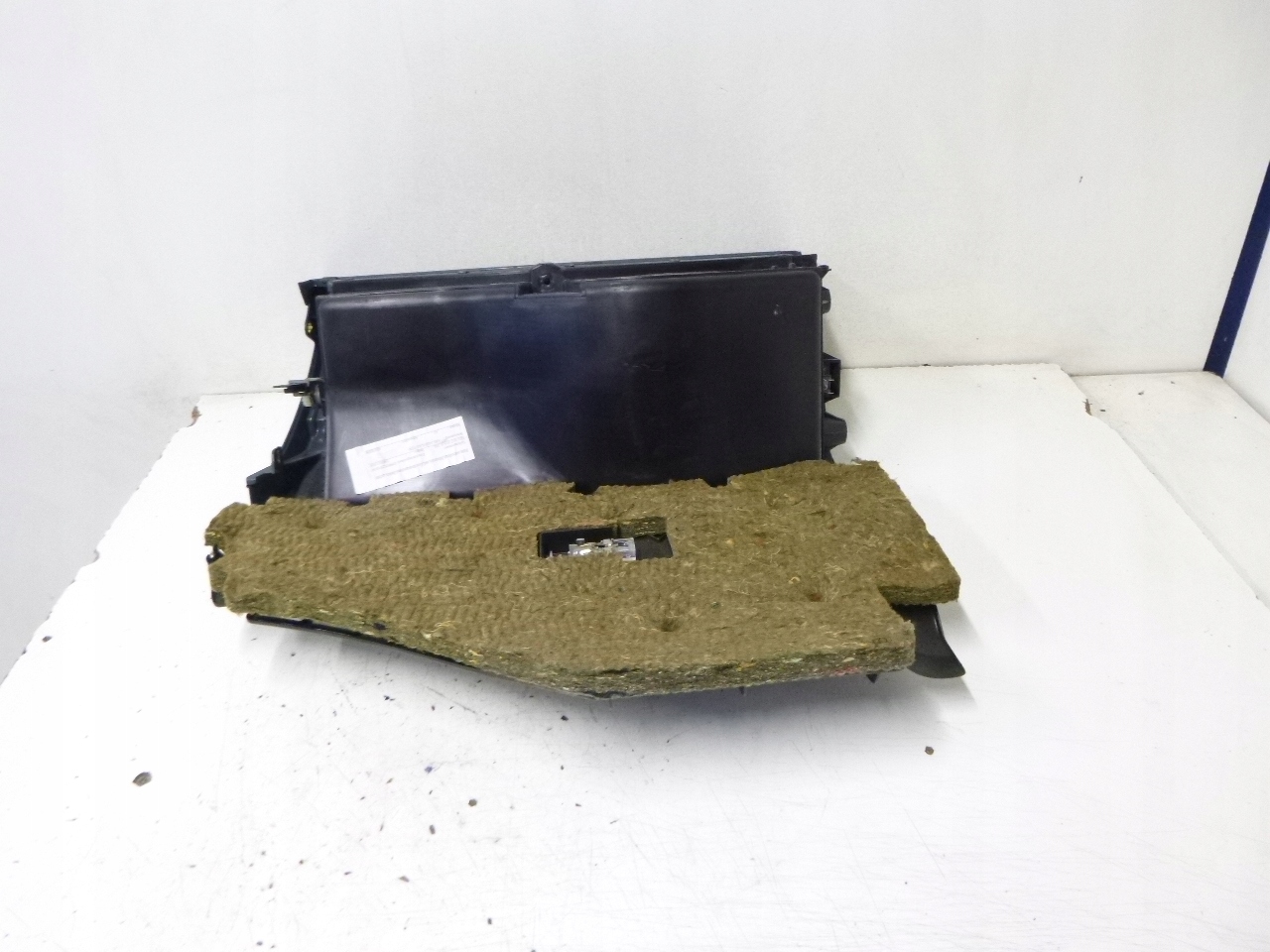 HANDSCHUHFACH AUDI A4 B5 LIFT 99R. SCHWARZER