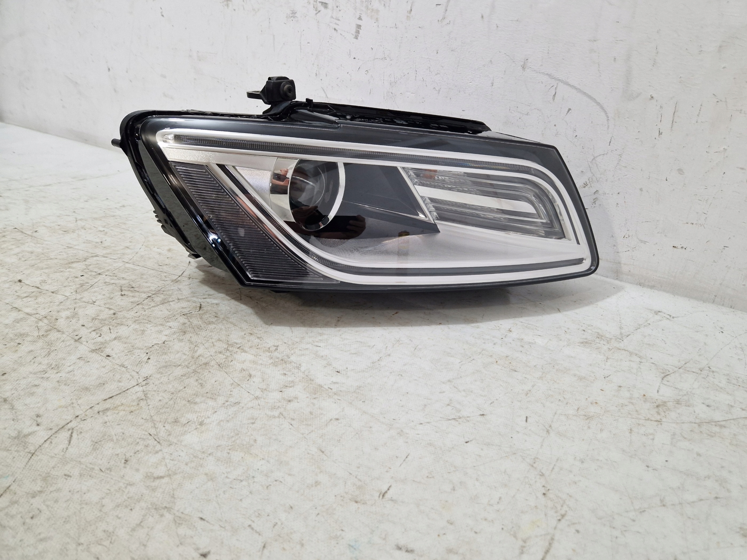 AUDI Q5 8R LIFT 12-16 light front right BI XENON LED 8R0941006