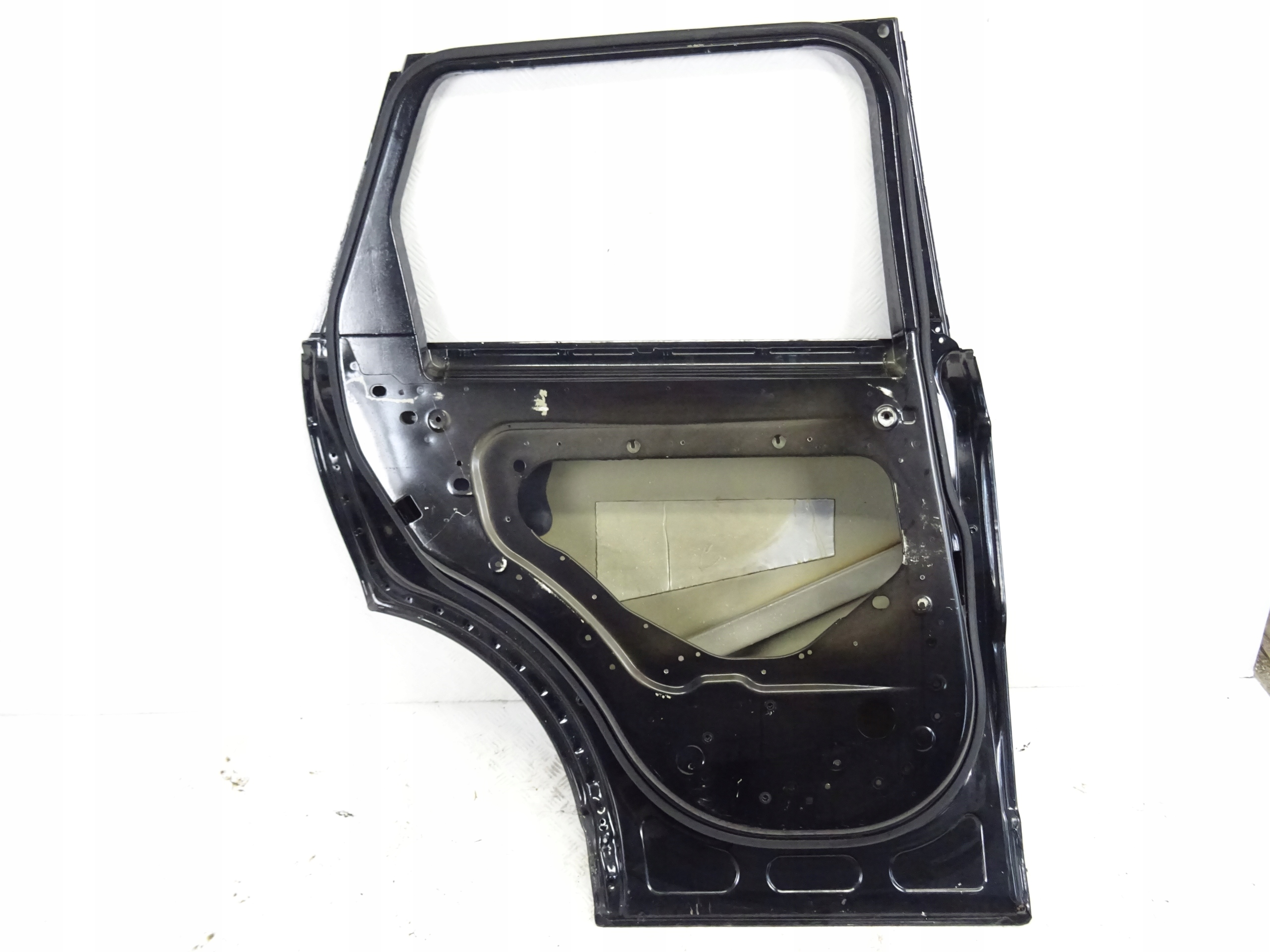 RANGE ROVER SPORT L494 door left rear part rear.
