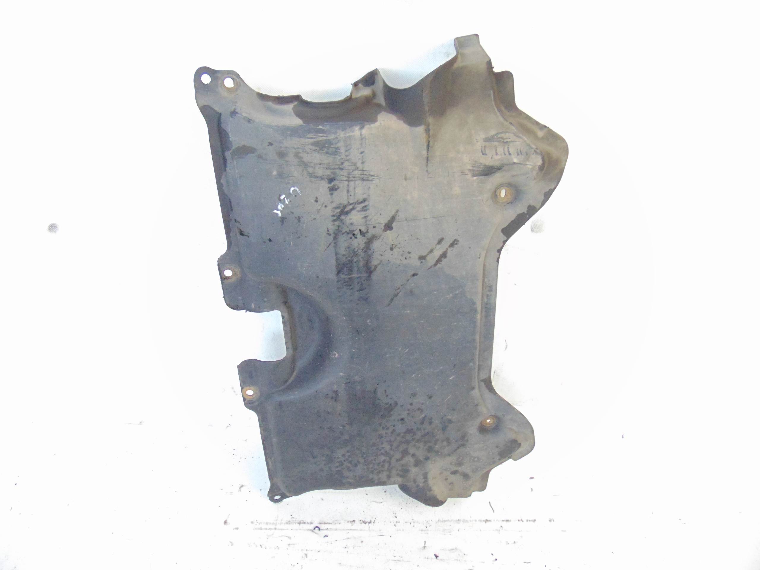 123 - Крышка двигателя MERCEDES W204