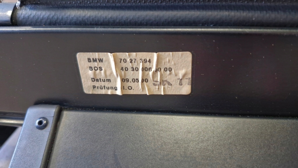 ролета багажника BMW E46 2002r. 7027394