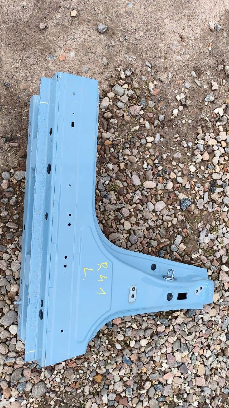pillar central nadwozia left left side Renault 4 BIYZE