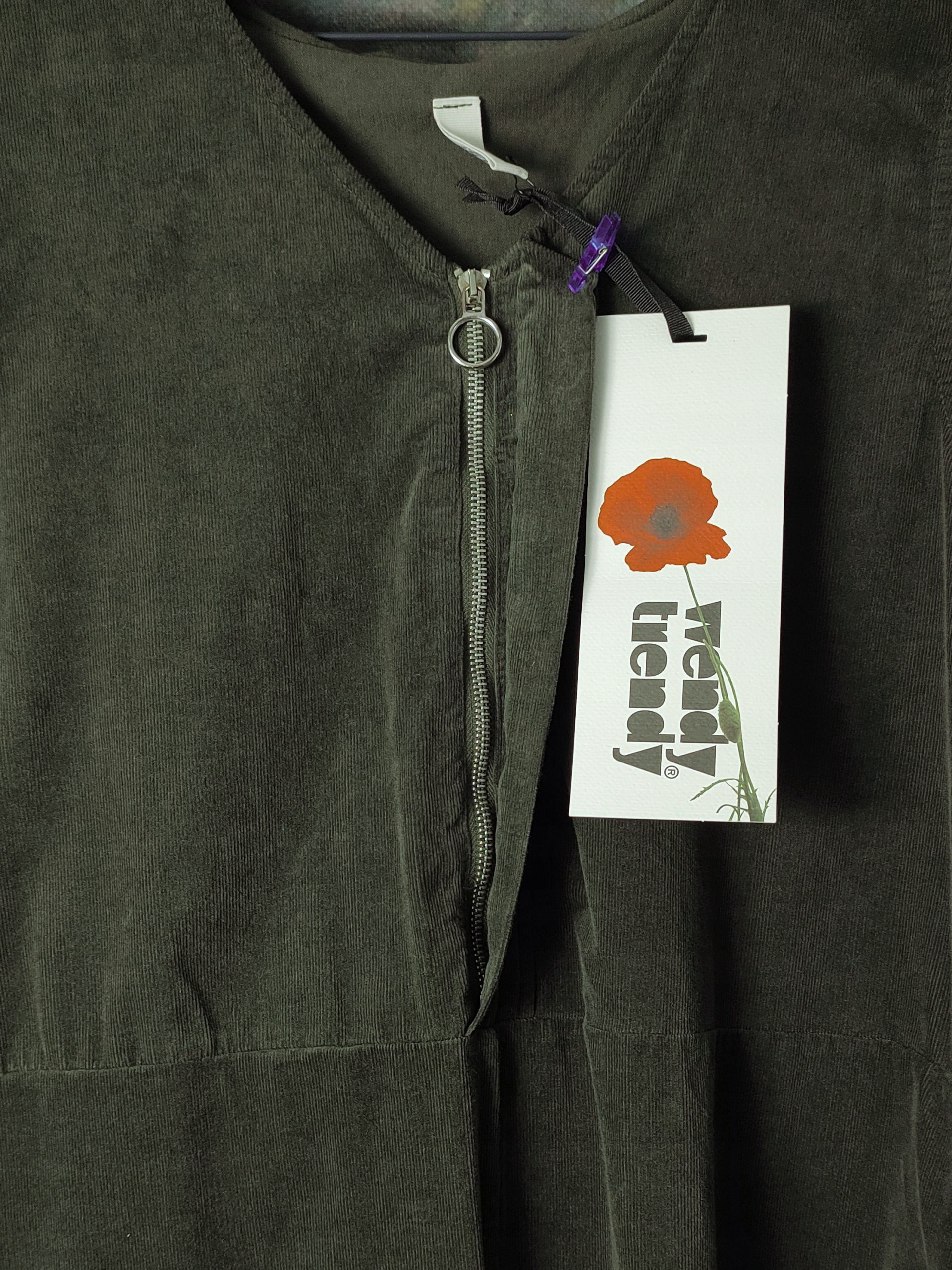 KOMBINEZON WENDY TRENDY BAWEŁNIANY SZTRUKSOWY SZWEDY Z PELERYNKĄ FANGO Długość nogawki 7/8