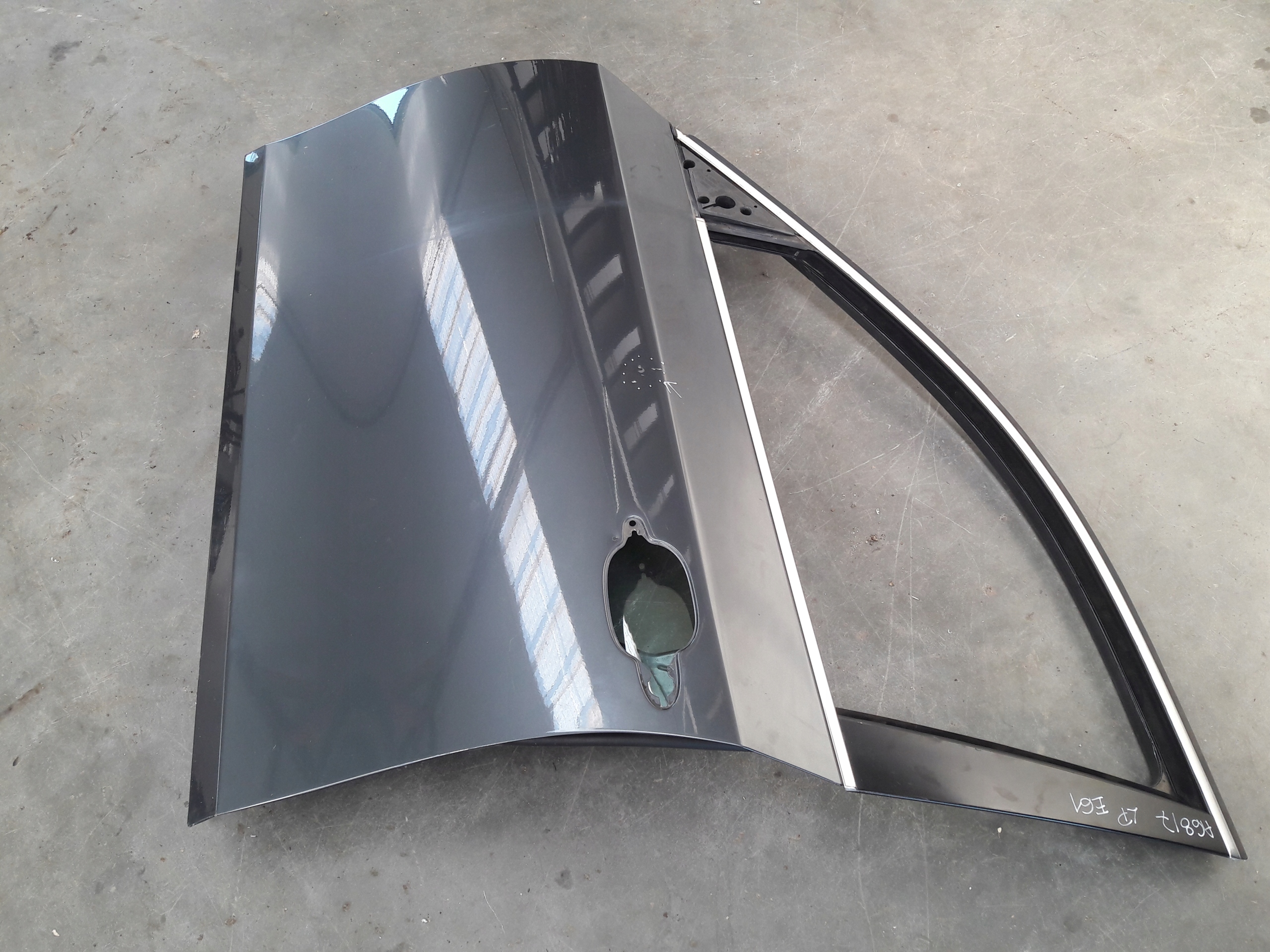 door left front A68/7 BMW E61 E60