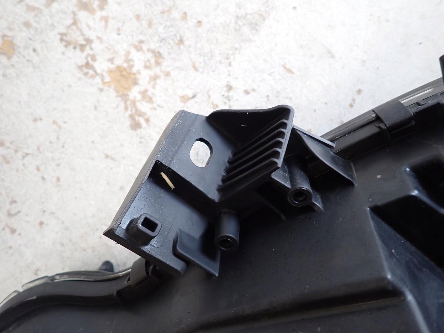 light front front right RENAULT CLIO V 2019- FULL LED 260100902