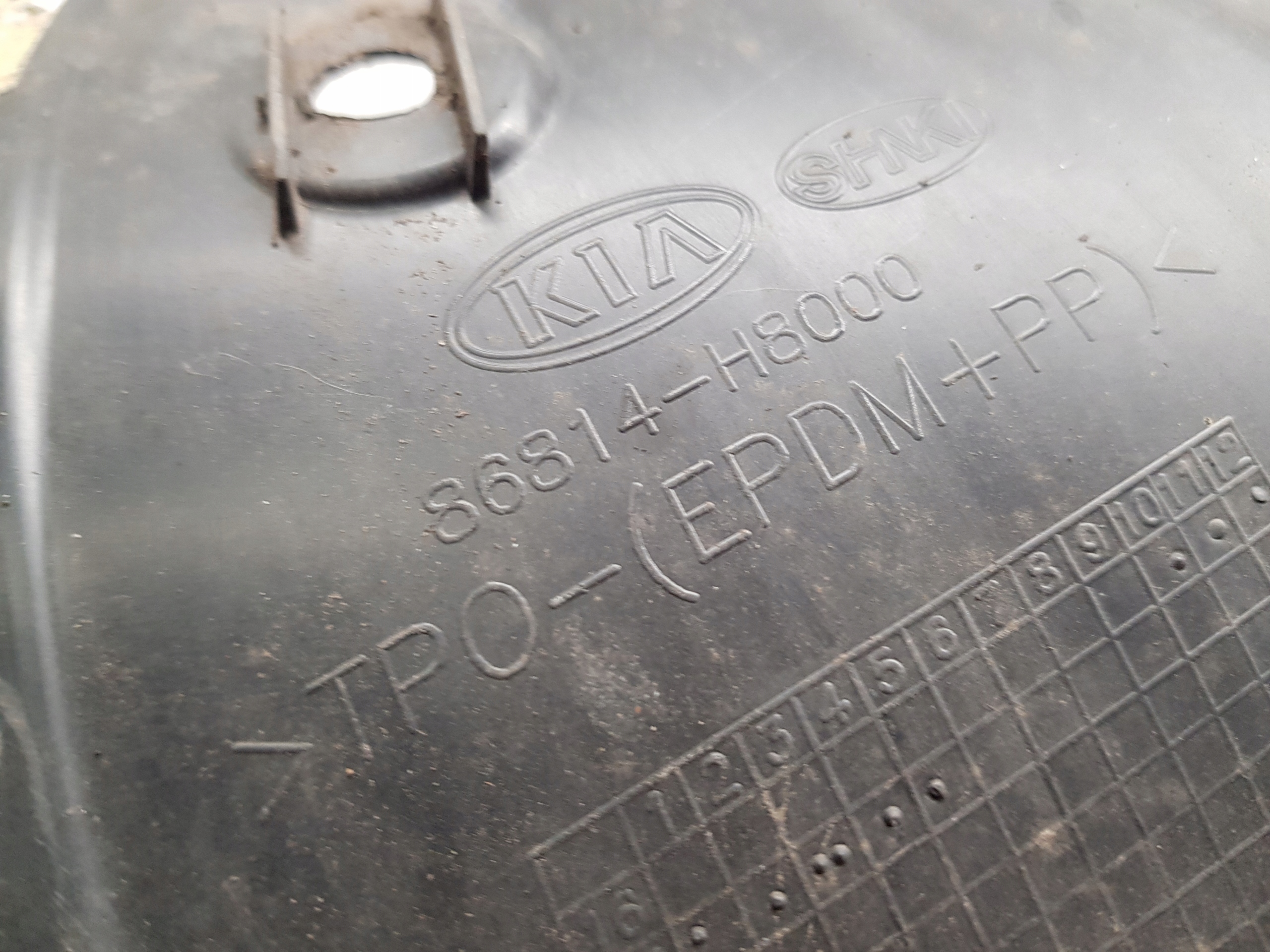KIA RIO IV mudguard right front front 2017