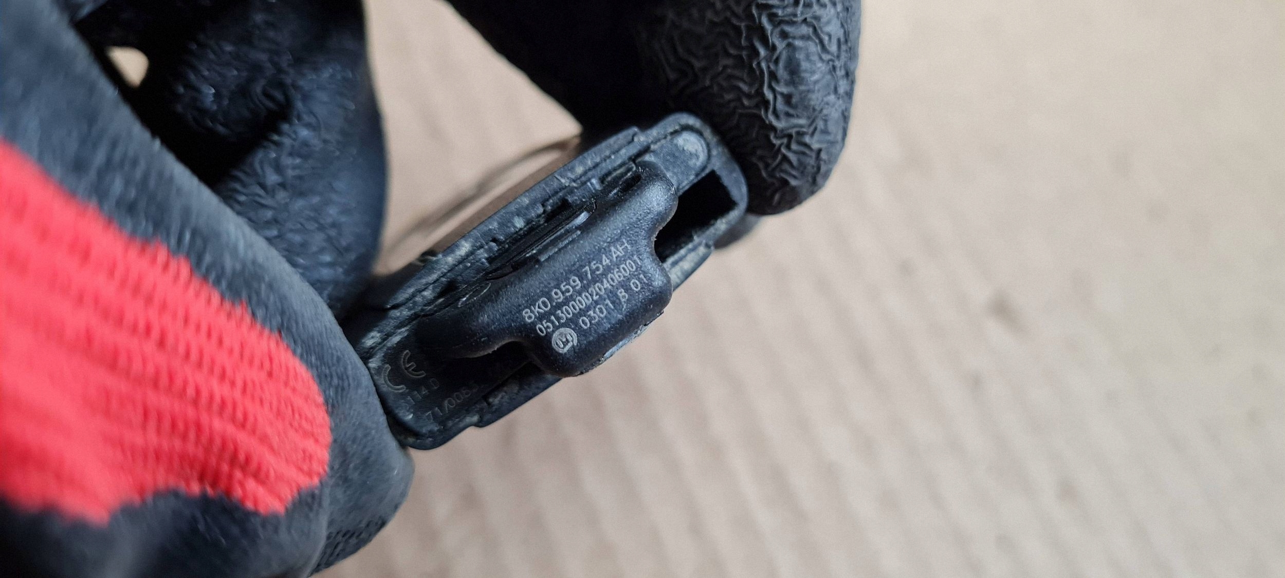 S5 LIFT A5 key key PILOT ZAPLONU 8K0959754AH