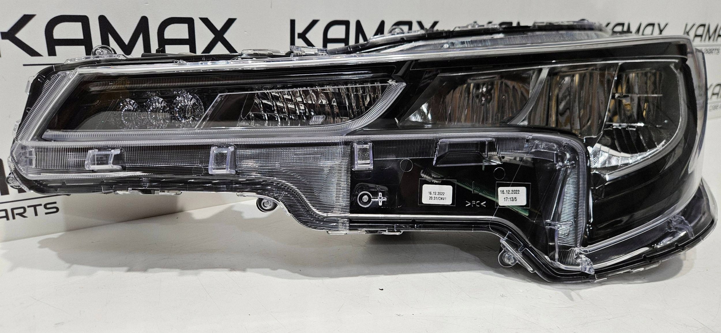 light left front FULL LED TOYOTA COROLLA E21 KOMBI HB 19- original