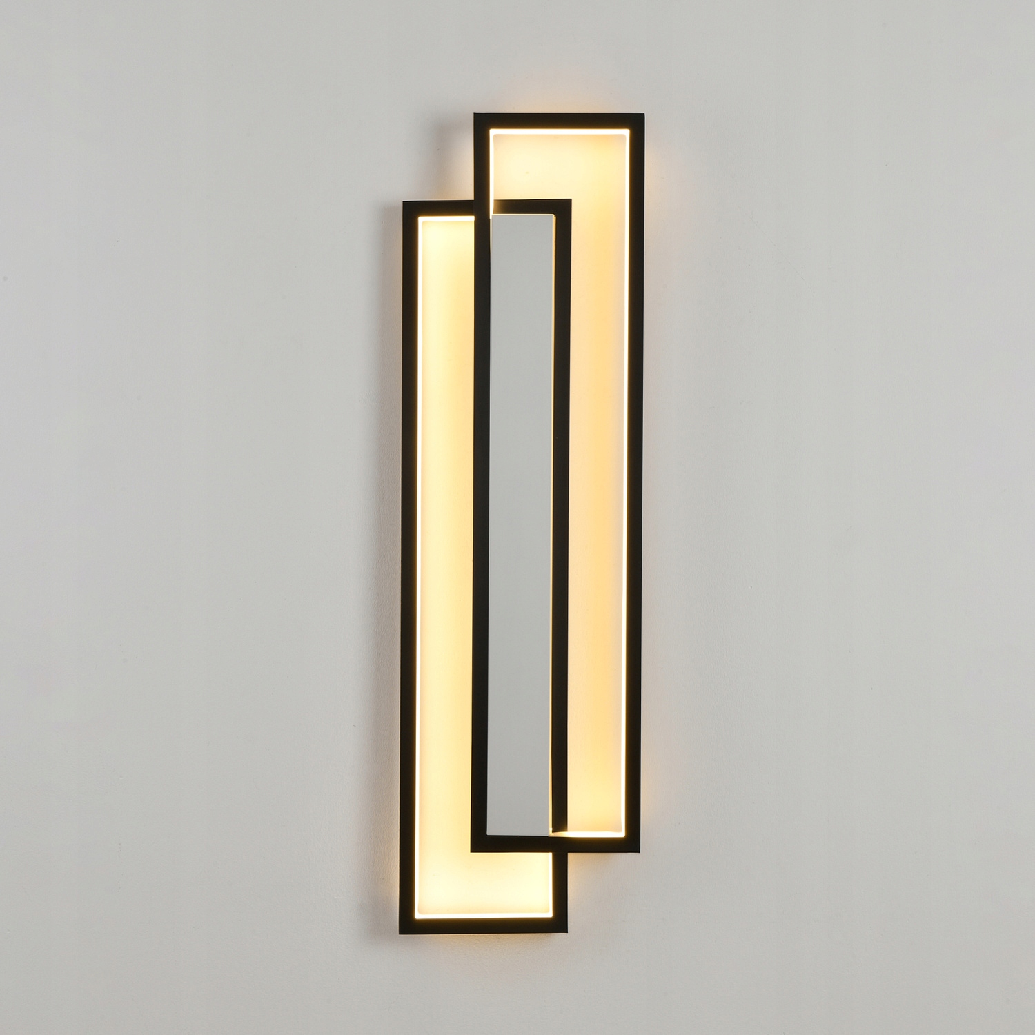 Moderné dlhé nástenné svietidlo Symmetry Led nad posteľ v spálni s teplým svetlom