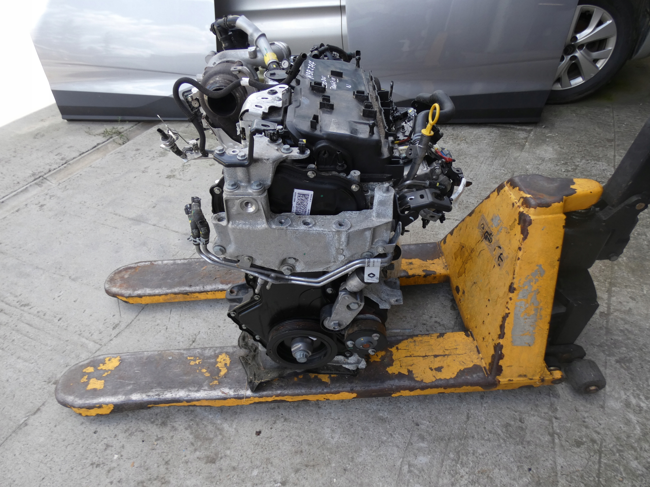engine RENAULT TRAFIC III IV NISSAN PRIMASTAR 2.0 DCI R9M Z717 complete