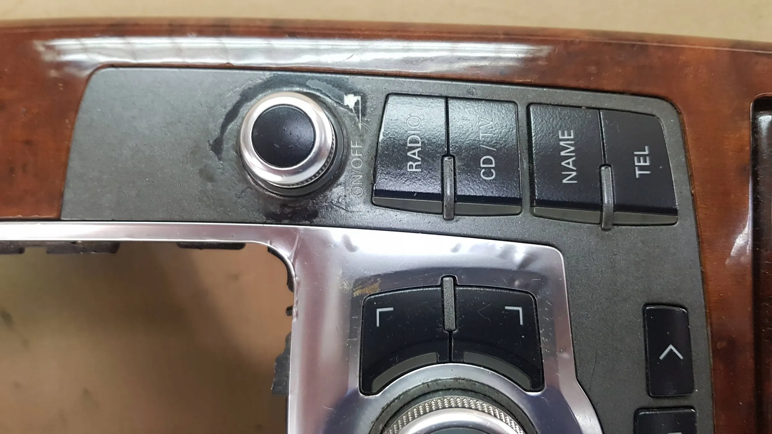 PANEL PÁČKY MMI 4F1864261B AUDI A6 C6