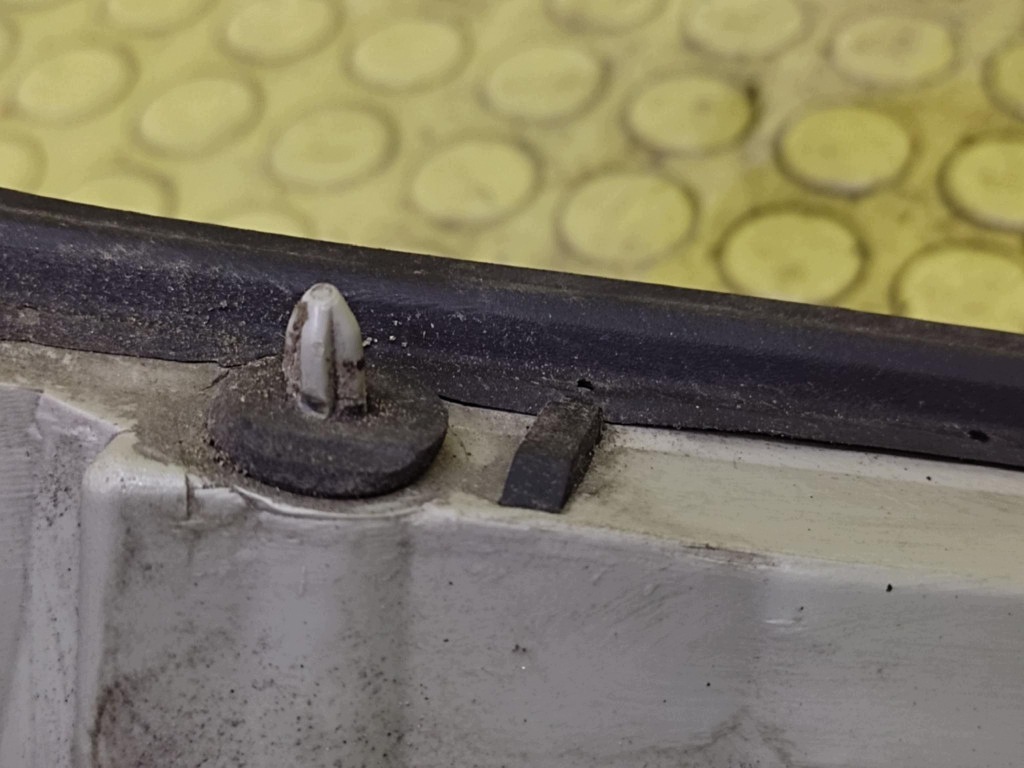 OPEL ZAFIRA A light left rear part