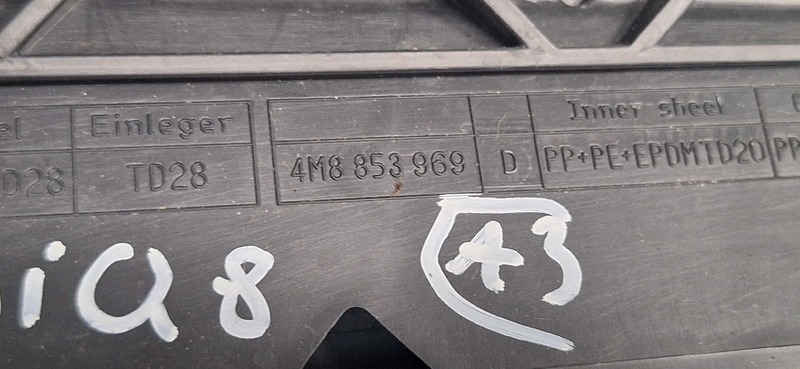 moulding door left rear part AUDI Q8 4M88533969