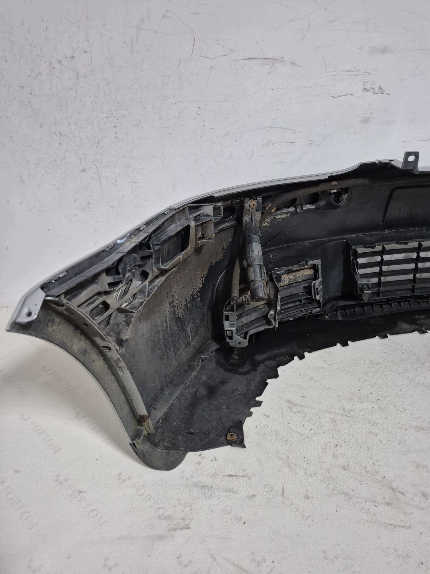 VW GOLF V 5 1K0 03- bumper front front SPR 1K0807217
