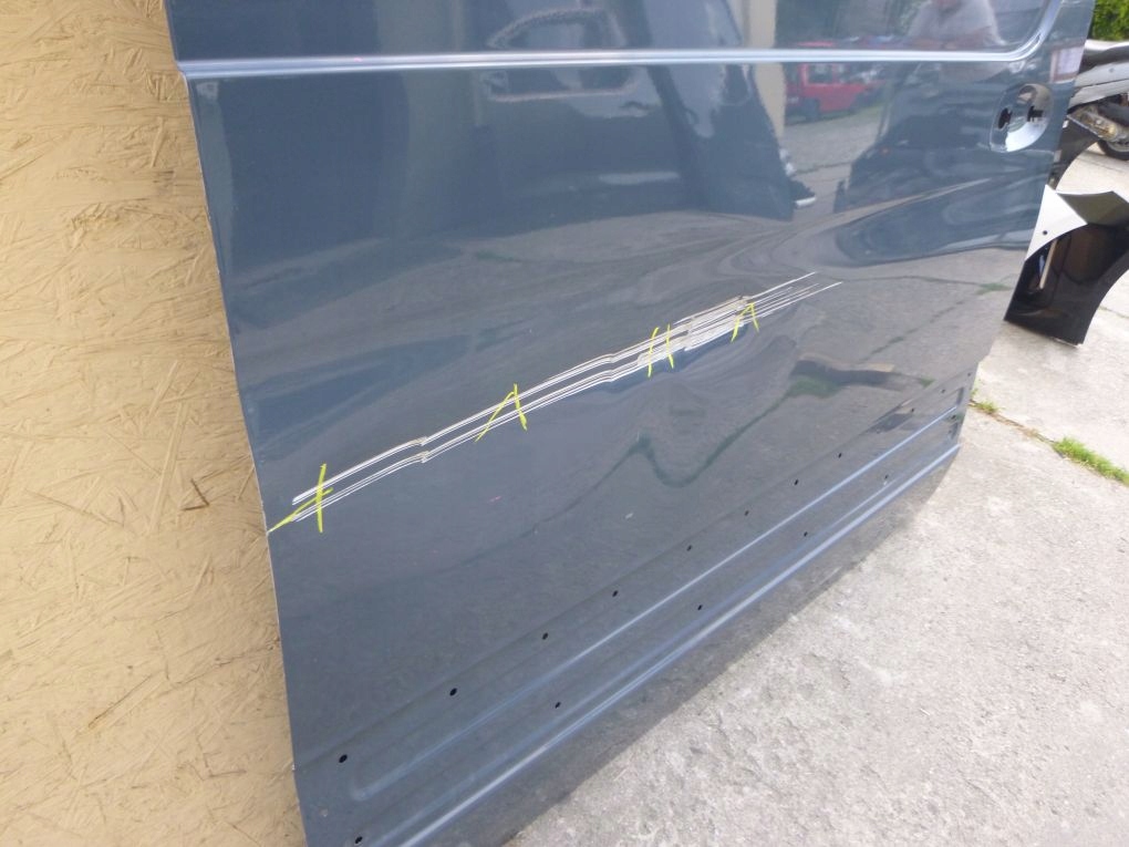 MERCEDES SPRINTER 907 910 TÜR HINTEN SEITLICH RECHTS