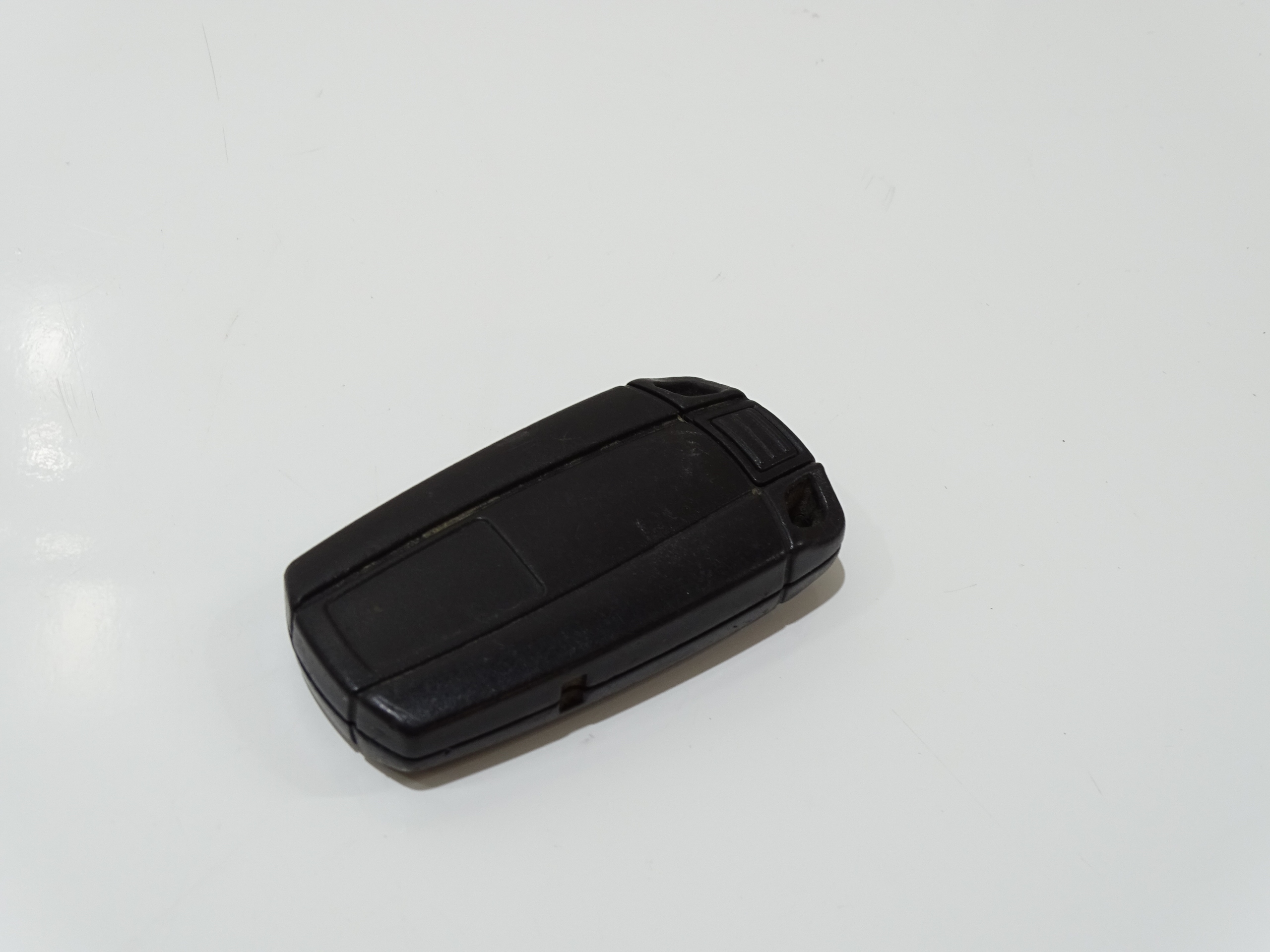ključ PILOT BMW E60 E61 E87 E90 OE (4642671)
