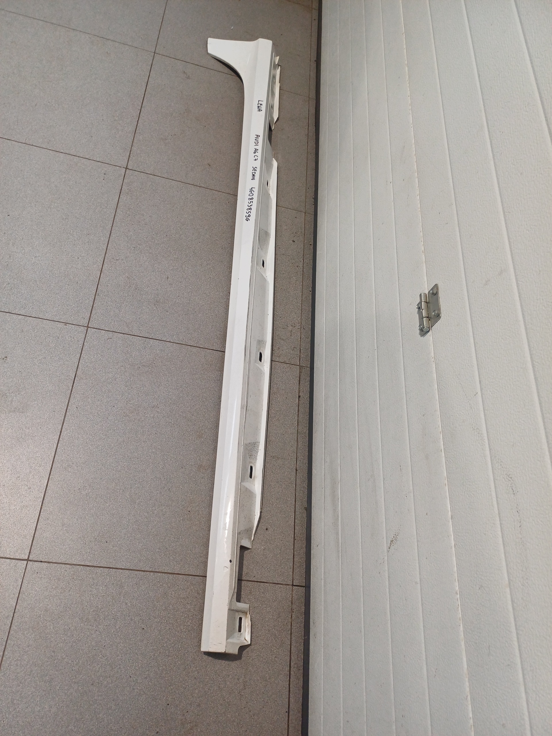 moulding threshold left AUDI A6 C7 sedan 4G0853859G
