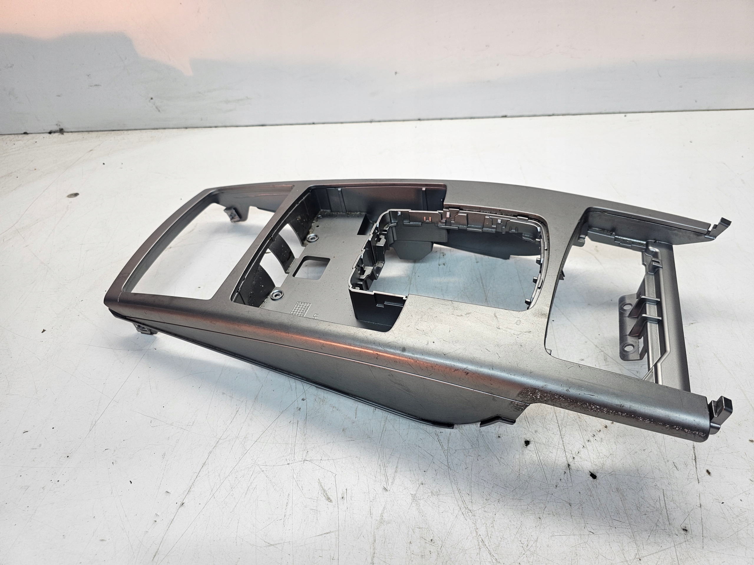 PANEL TUNEL obal MMI AUDI A6 C6 4F1864261R *2*