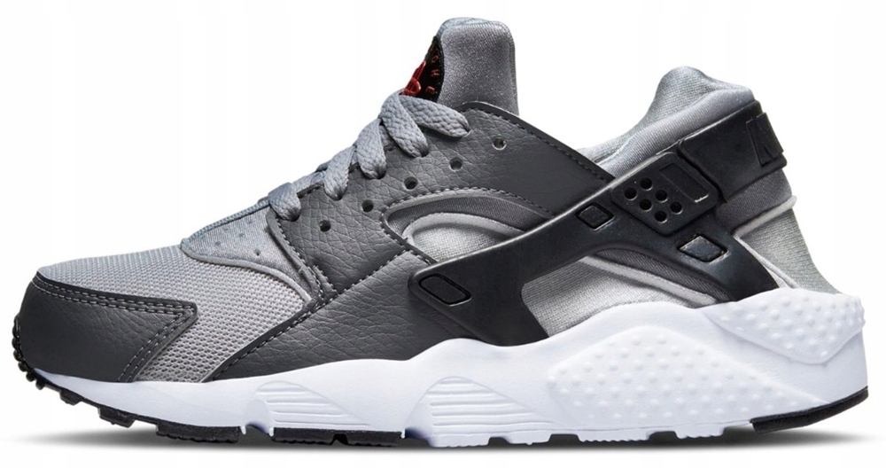 

Buty młodzieżowe sportowe Nike Huarache Run 36,5