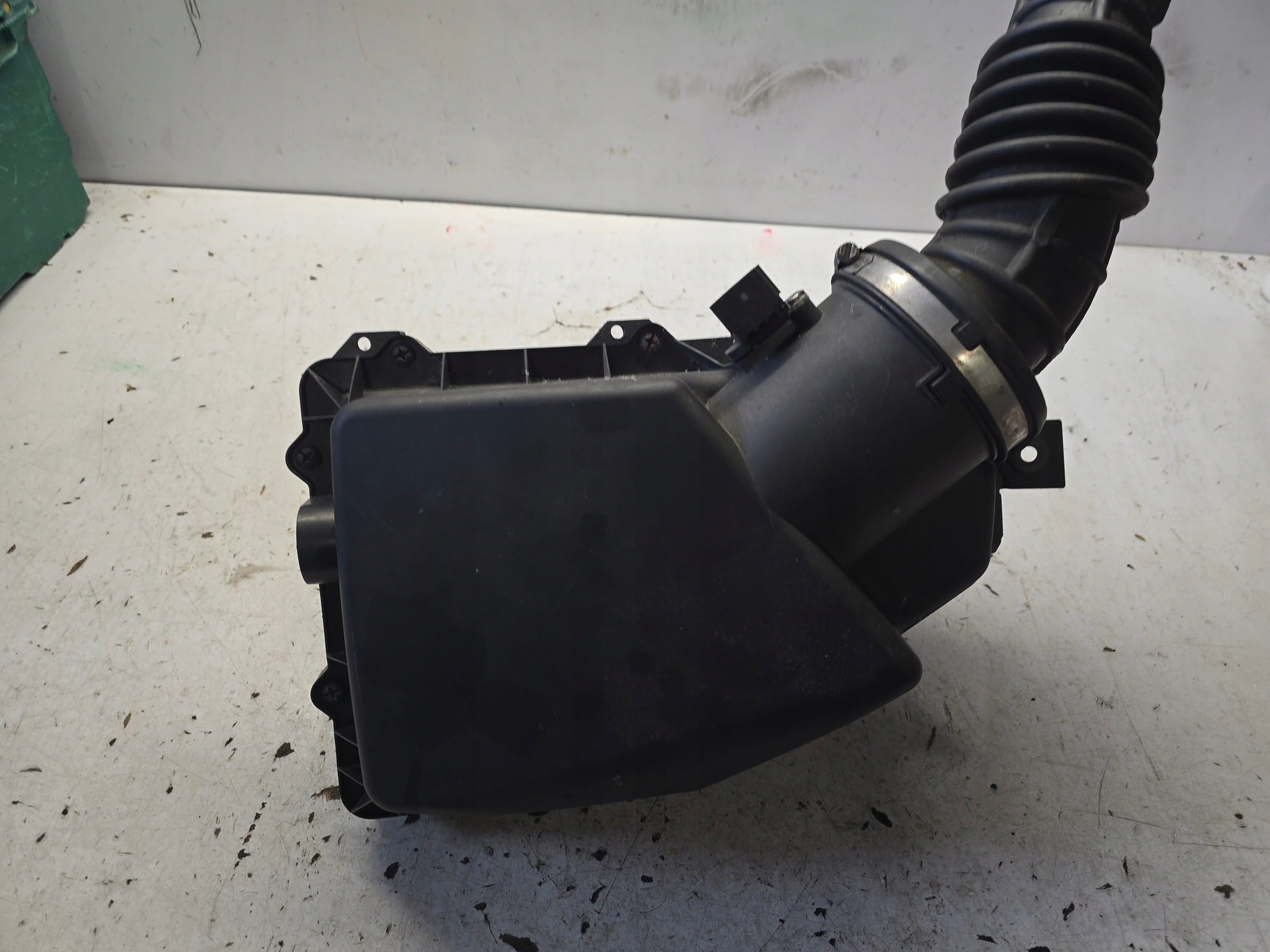 OPEL INSIGNIA B II Gehäuse filter luft 84141124 2.0 CDTI