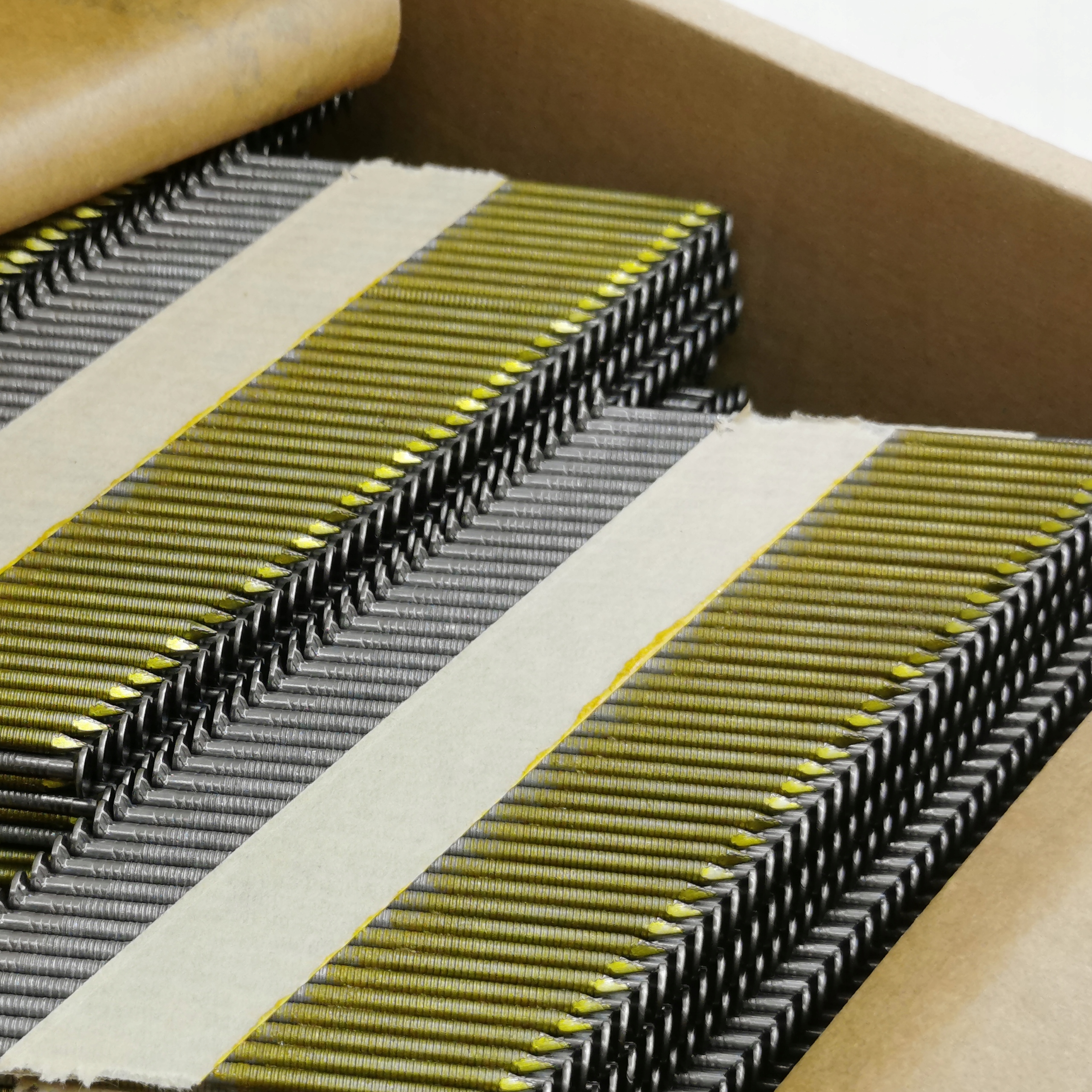 Gwoździe do gwoździarki 3,1/100 R 2000 szt. Seria Pierścieniowe