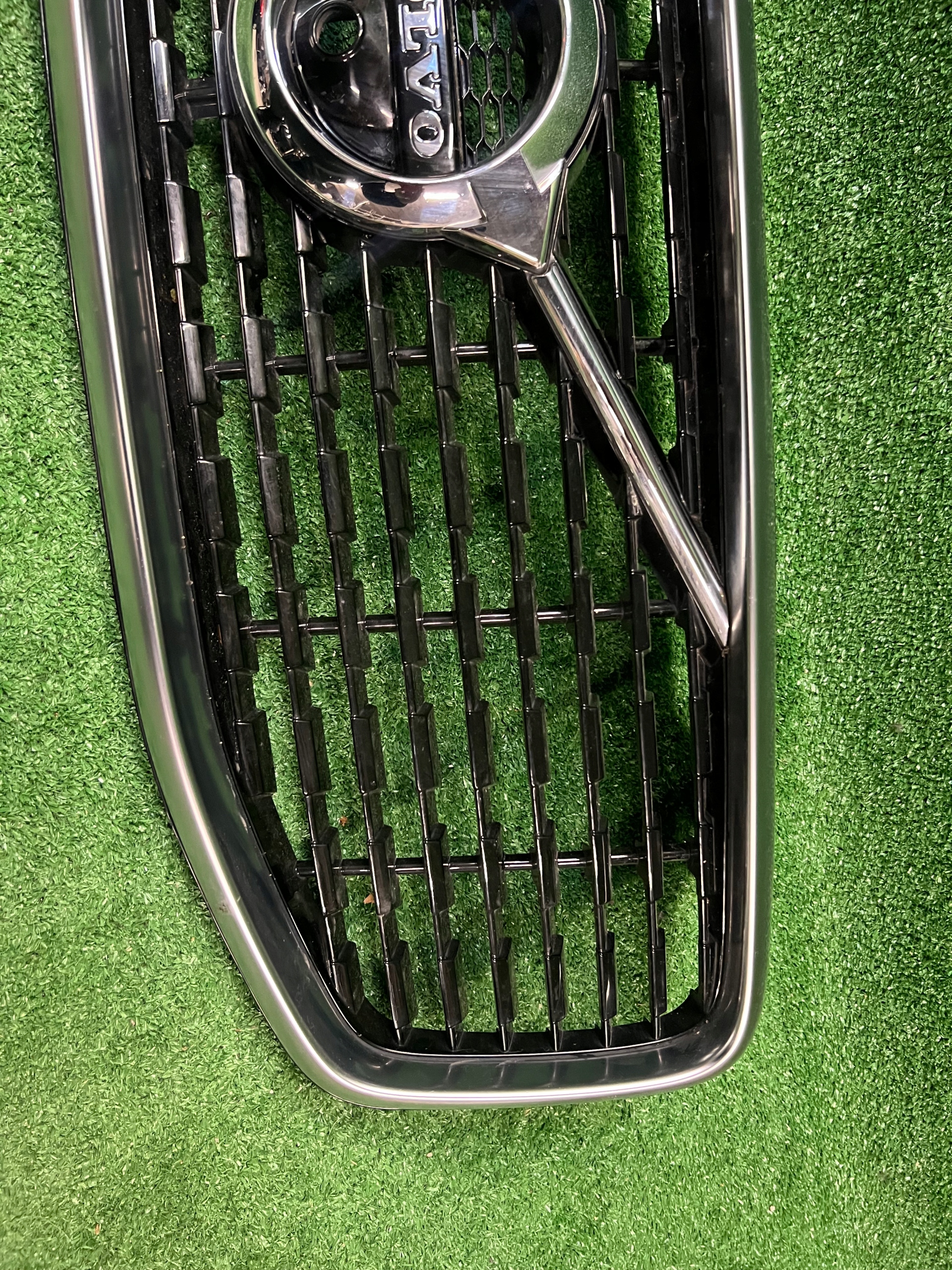 Volvo XC60 Kühlergrill FRONTGRILL Kühlergitter - Thumbnail 3
