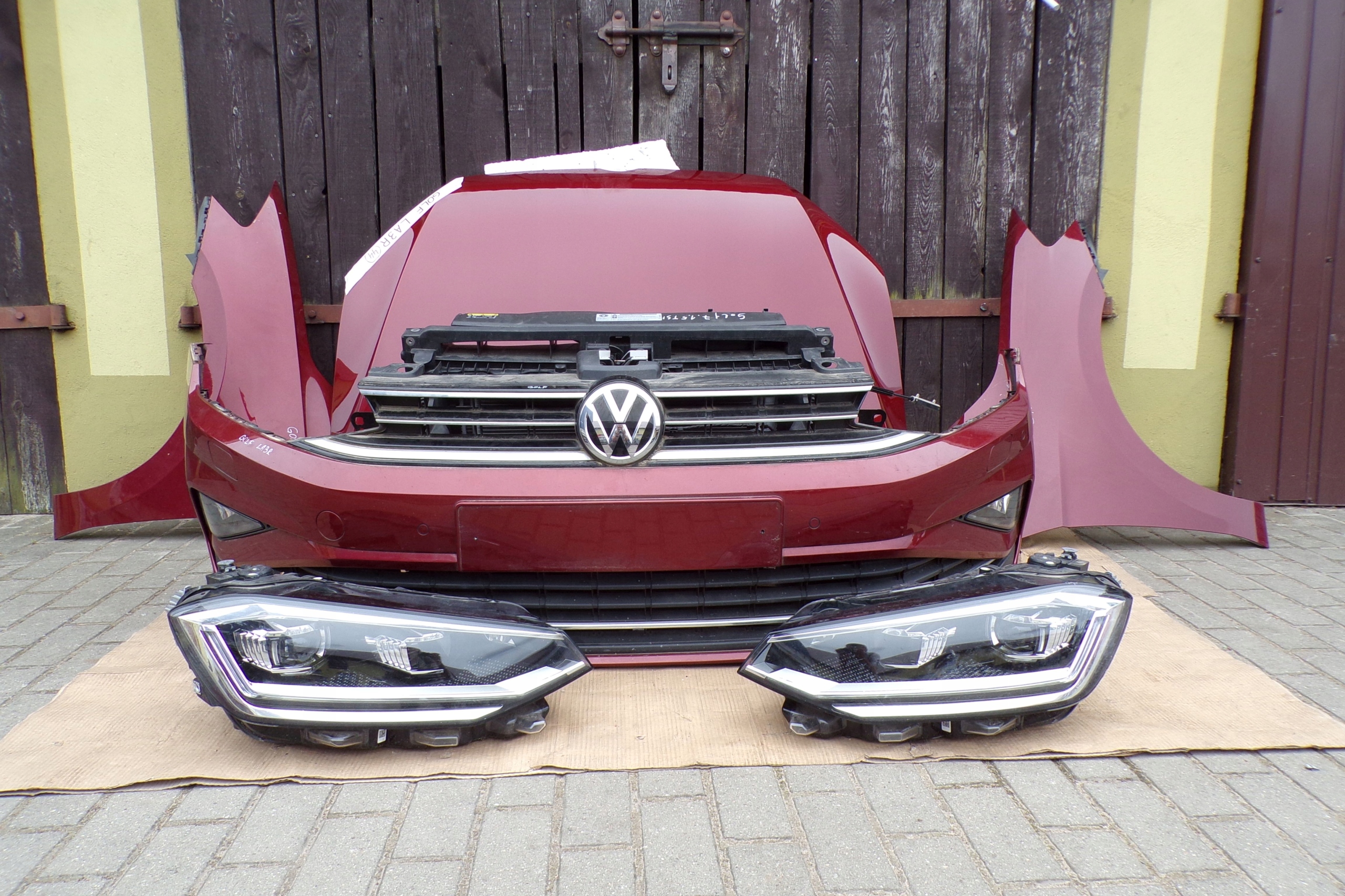 ZDERZAK BŁOTNIKI PRZÓD VW GOLF SPORTSVAN LIFT LA3R