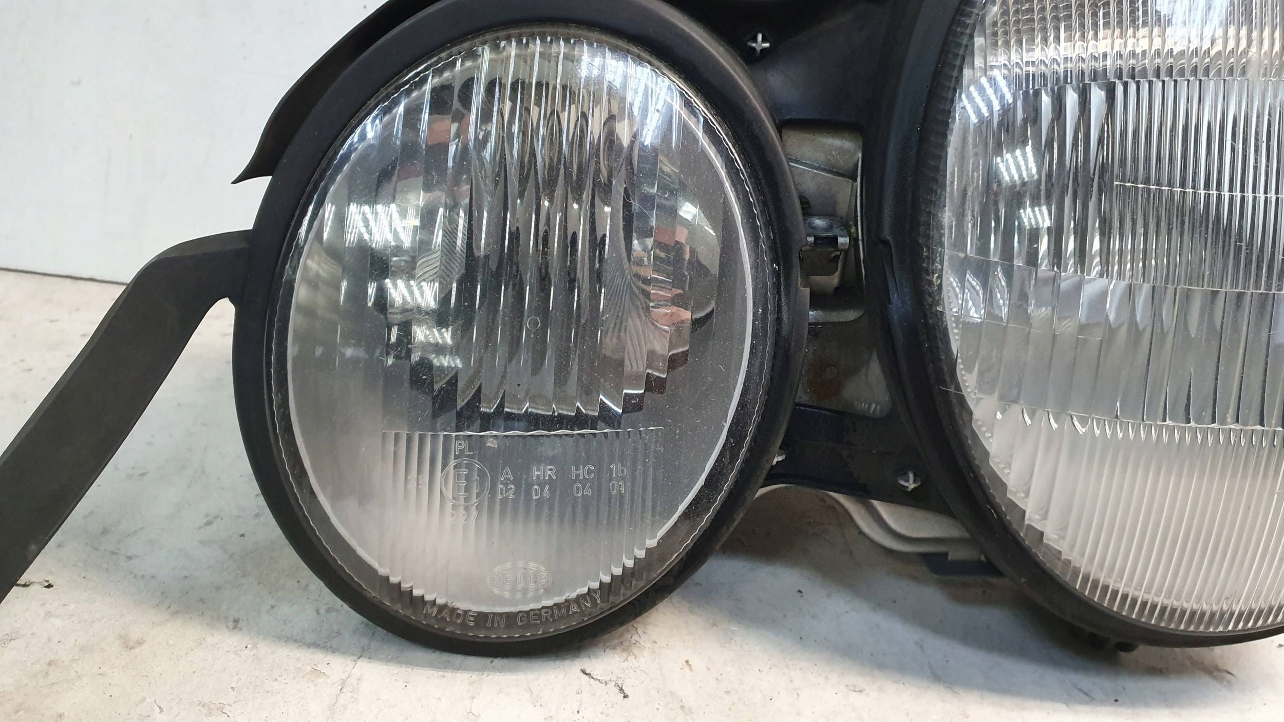 light front left MERCEDES W210 95