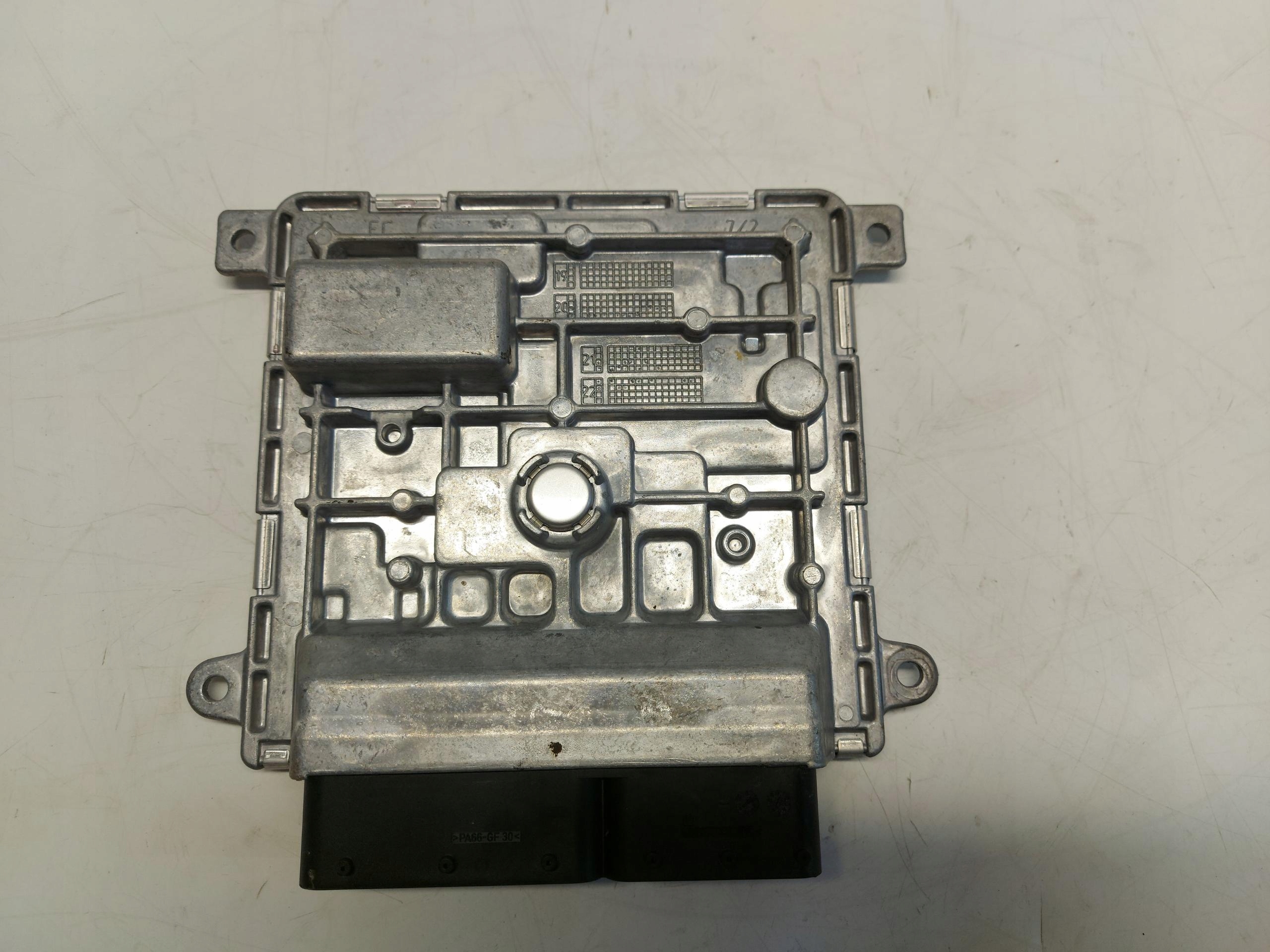 MERCEDES W118 CLA 1.3B computer control unit ECU A2829003300