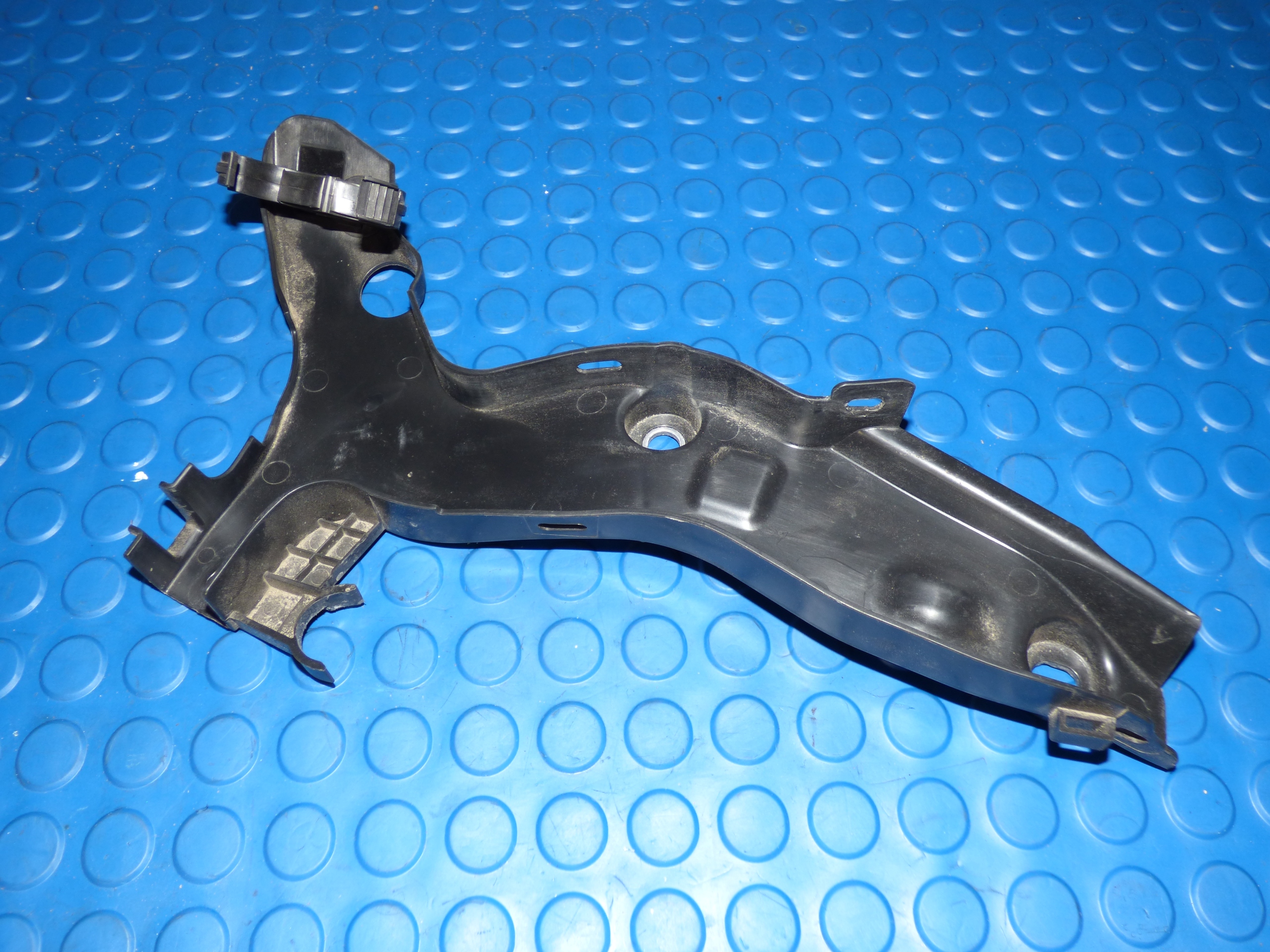 Support plaque koryto wiazki RENAULT CLIO V 5