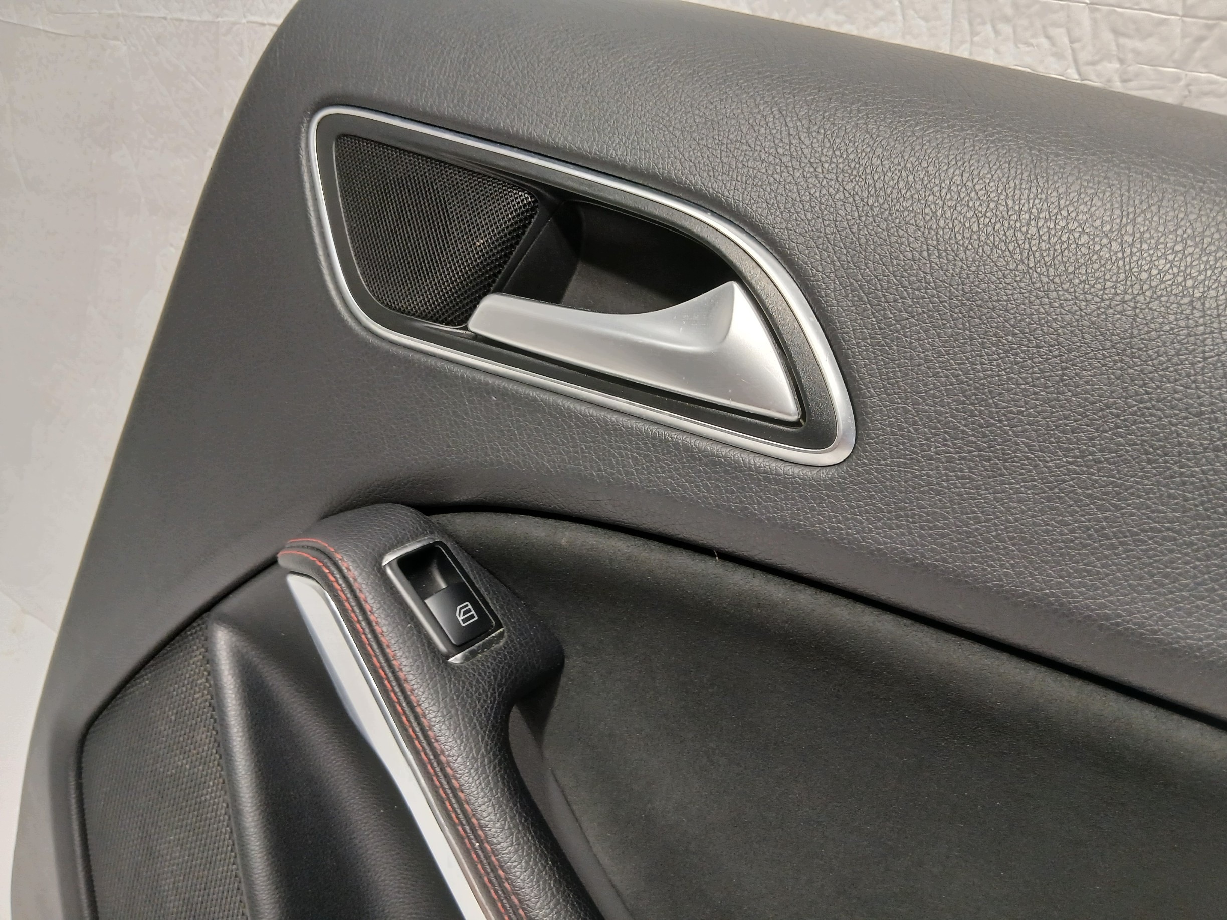 MERCEDES A45 W176 AMG side door right rear part