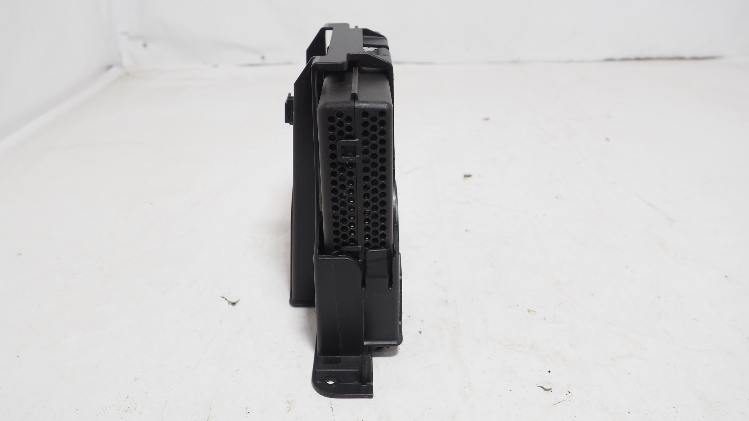 Opel Astra V K module control unit radia navigation devices 39042514 84513029