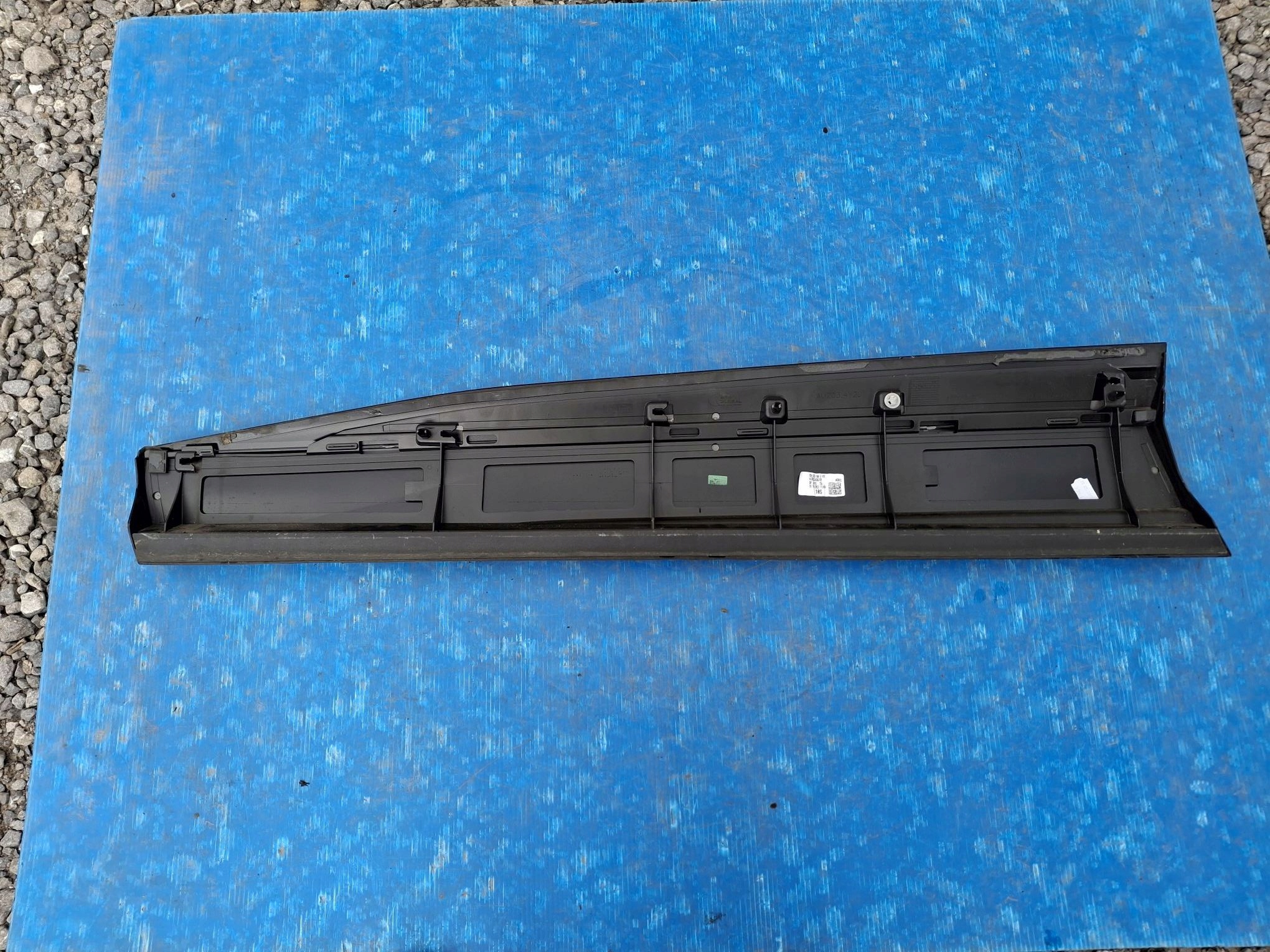 moulding for door right front AUDI Q4 E-TRON 2021R->
