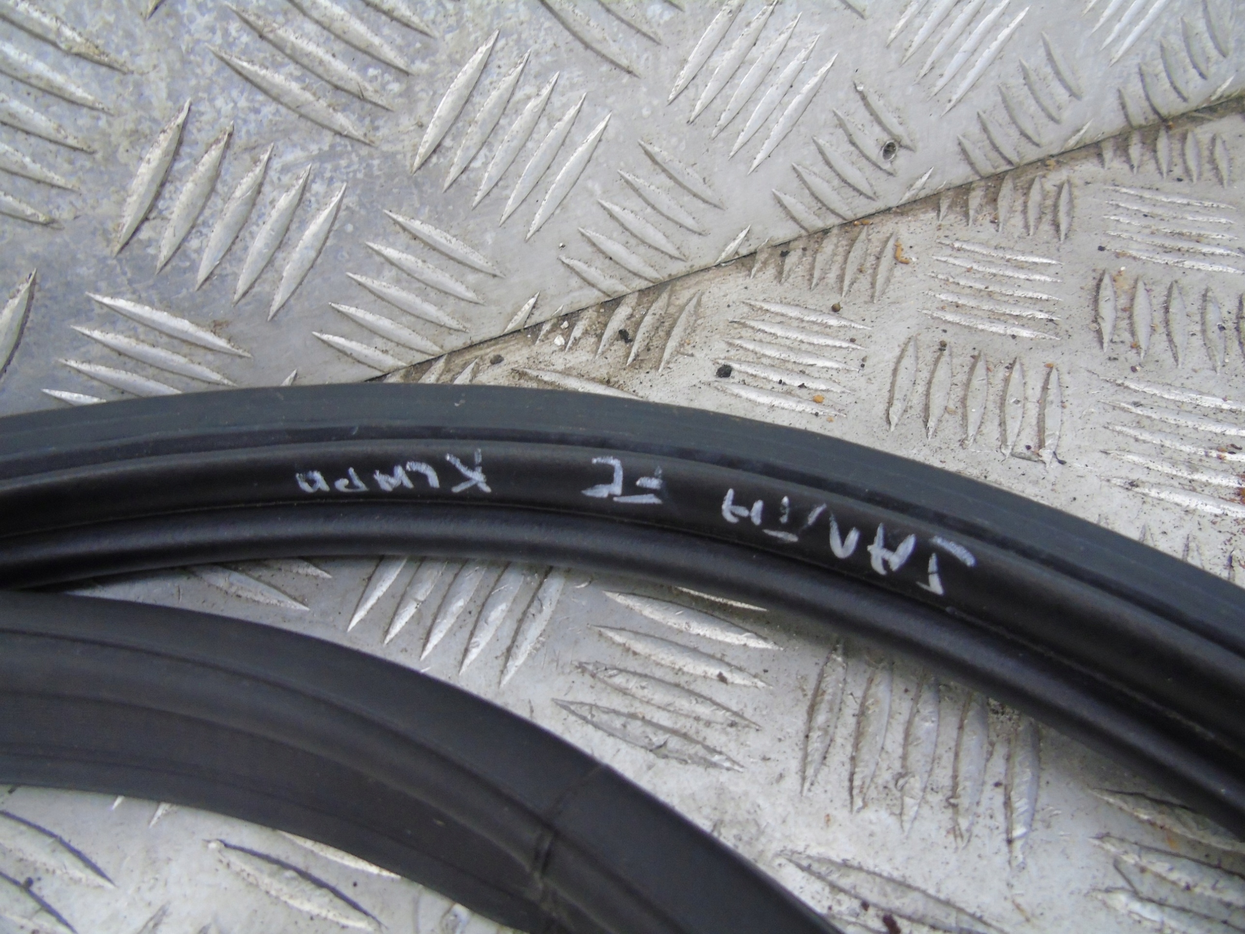 HYUNDAI SANTA FE USZCZELKA KAROSERYJNA KLAPY Typ samochodu Samochody osobowe