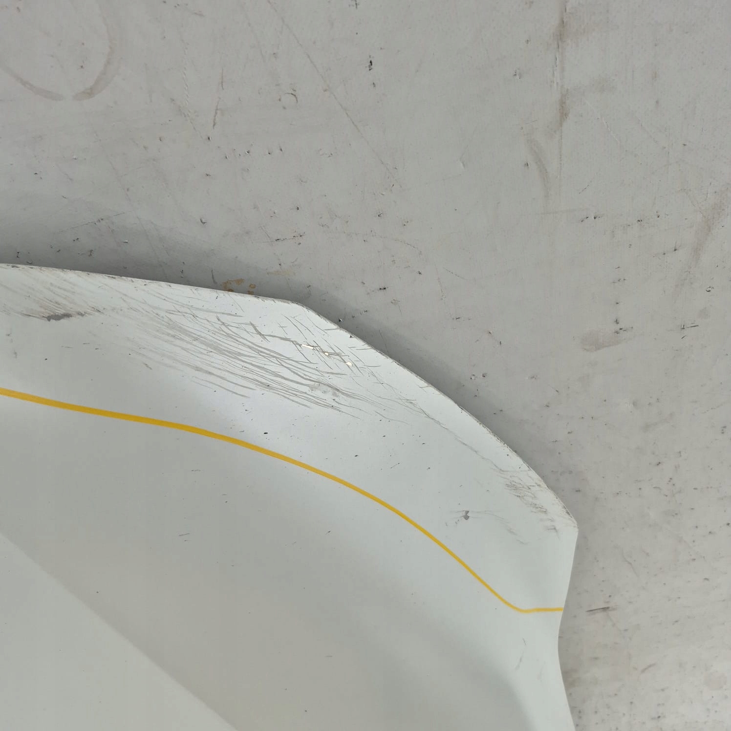 RENAULT RAFALE 23- Capot