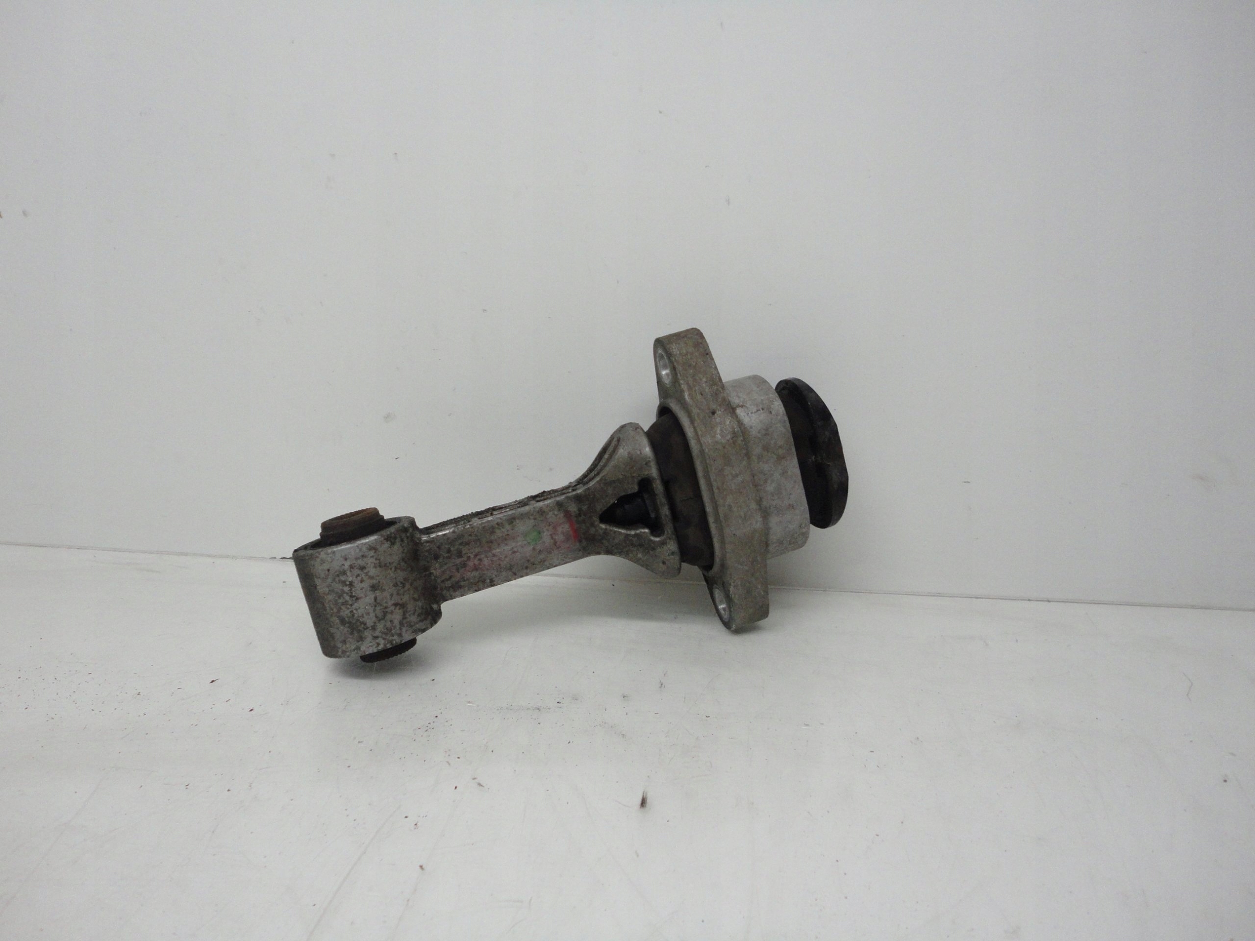 KIA RIO III holder engine mount 1,2 16V 2011