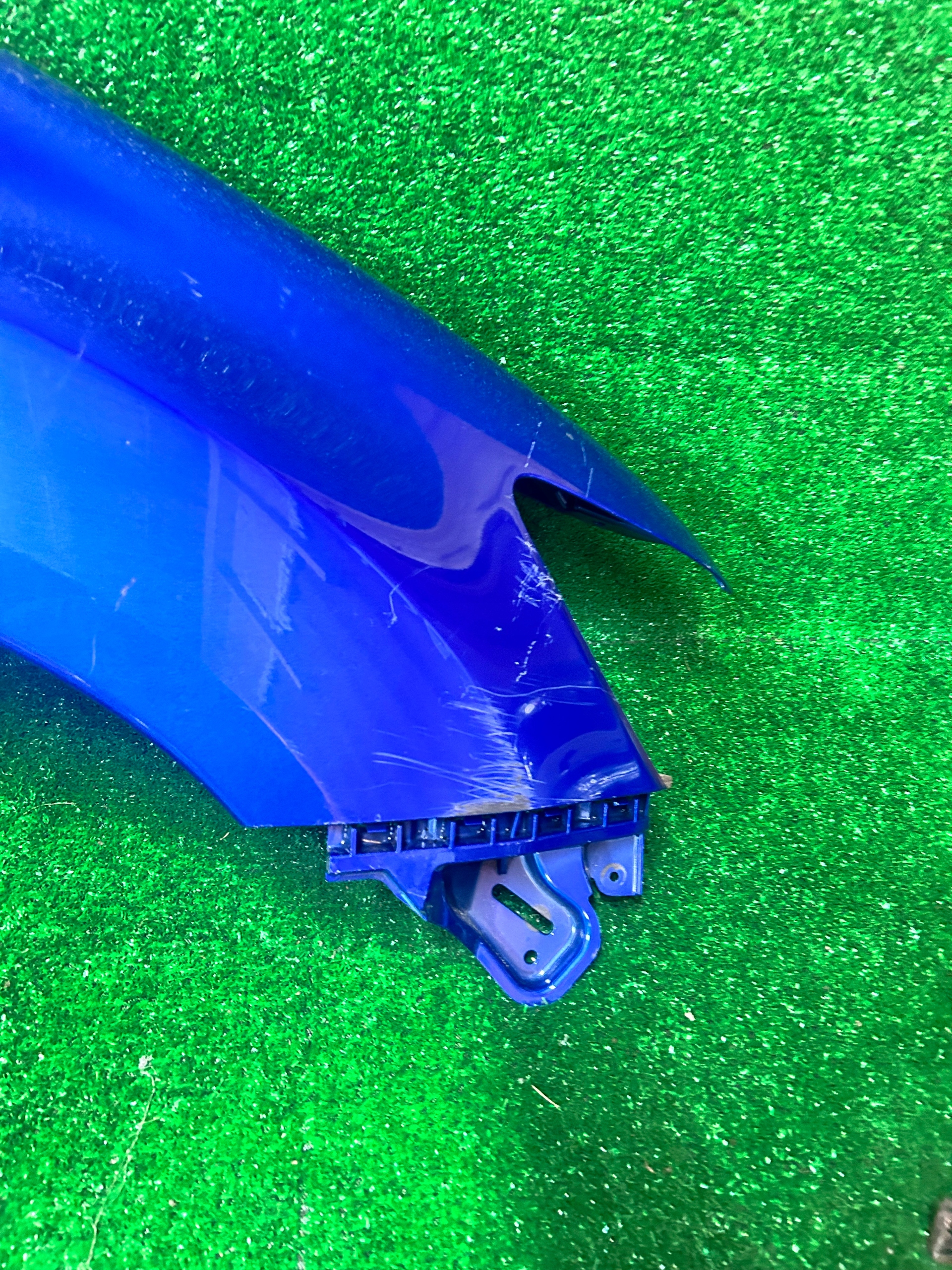 fender front right MITSUBISHI ASX
