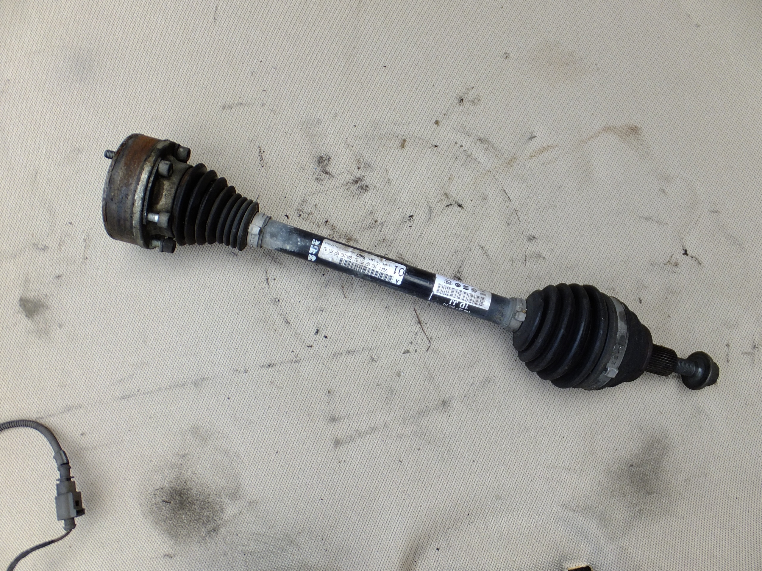 semi-axis left vw golf V 1,6 8v 2007r 1K0407271TJ