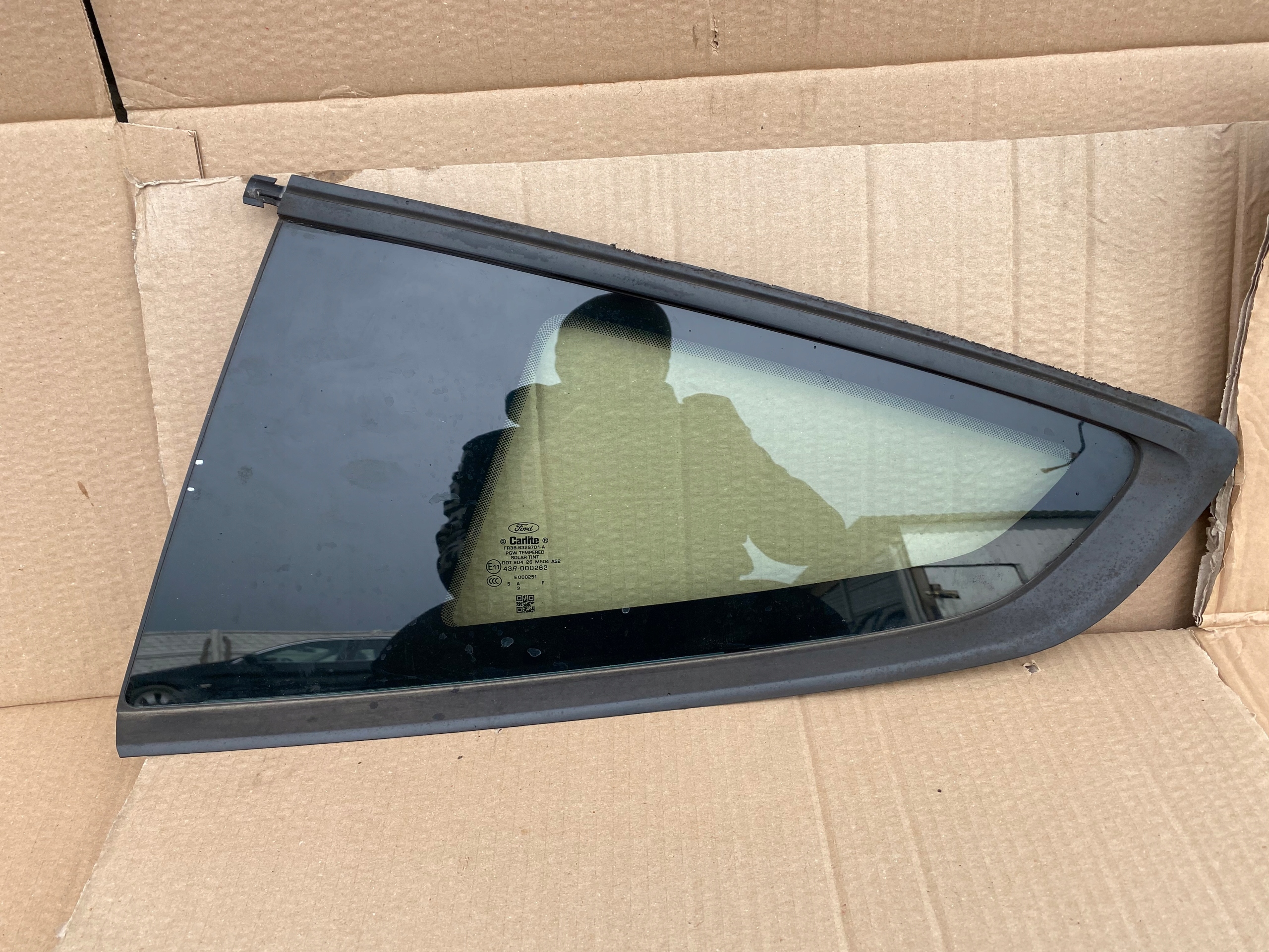 КУЗОВНОЕ СТЕКЛО ЛЕВОЕ FORD MUSTANG VI FASTBACK