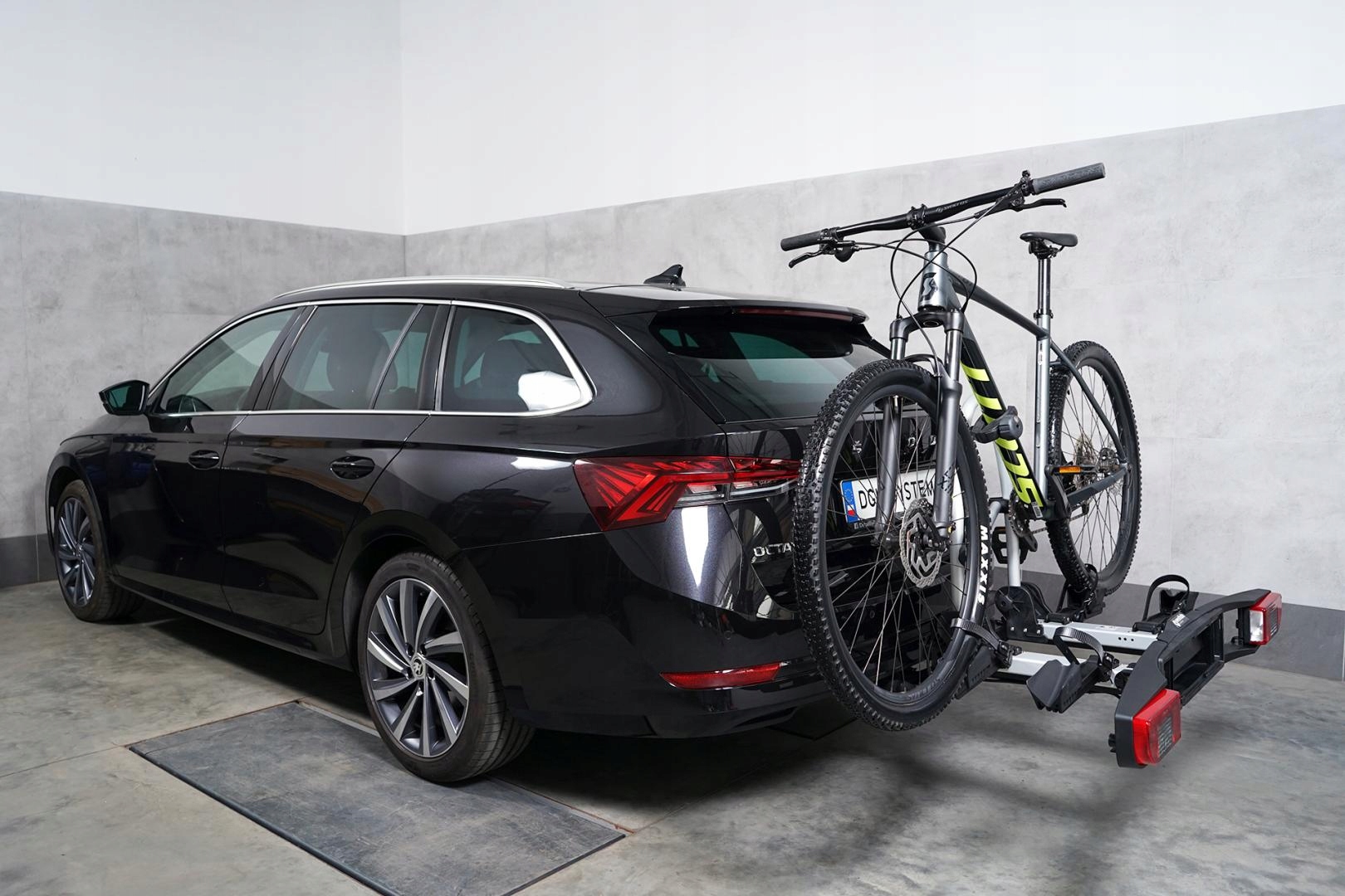 Bagażnik rowerowy na hak WESTFALIA BC60 13P | 2 ROWERY | SKŁADANY | Liczba rowerów 2