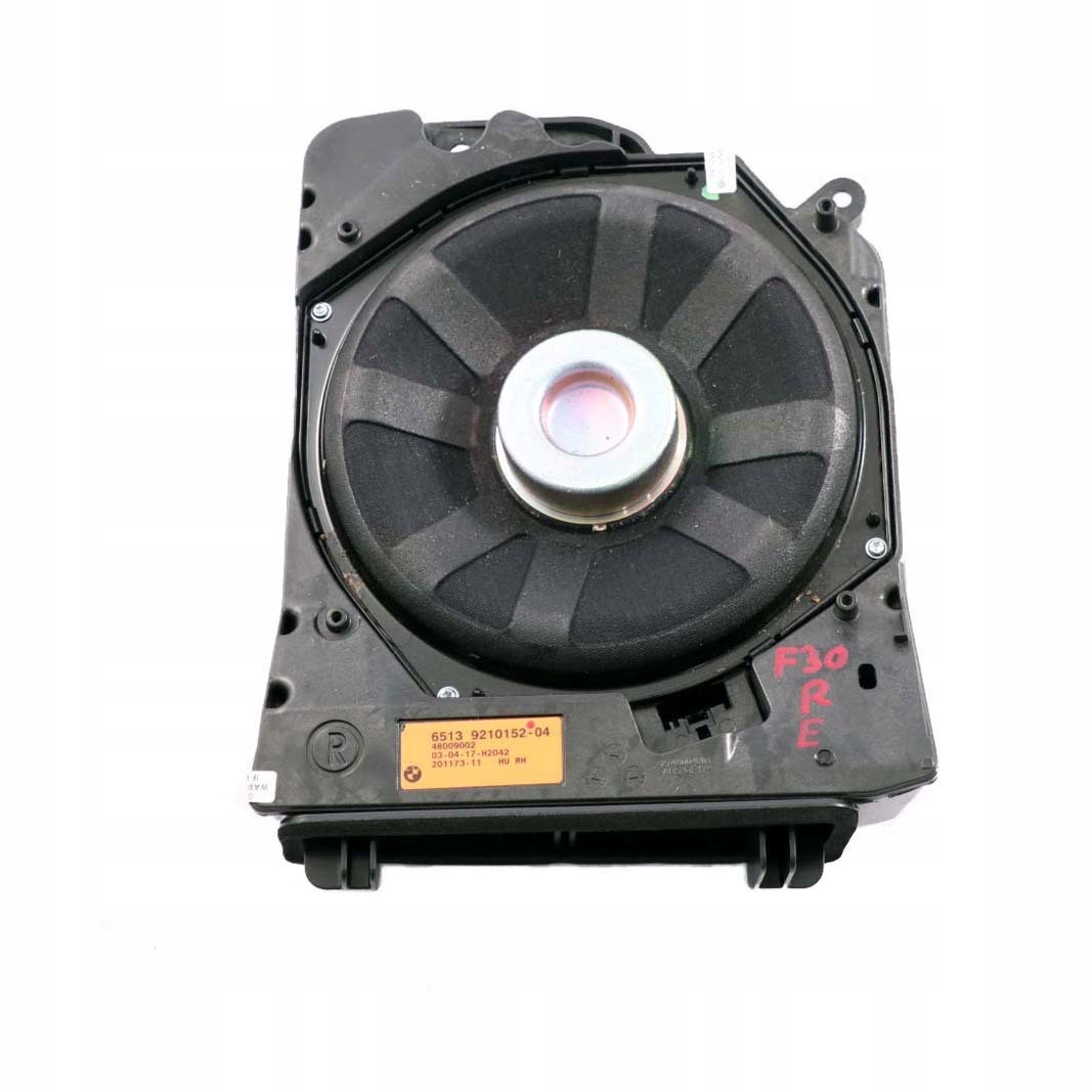 9210152 - BMW F30 F31 F32 динамик правый Harman Kardon