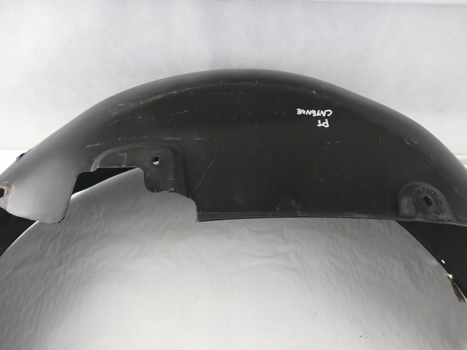 PORSCHE CAYENNE 9P mudguard right rear part rear. right