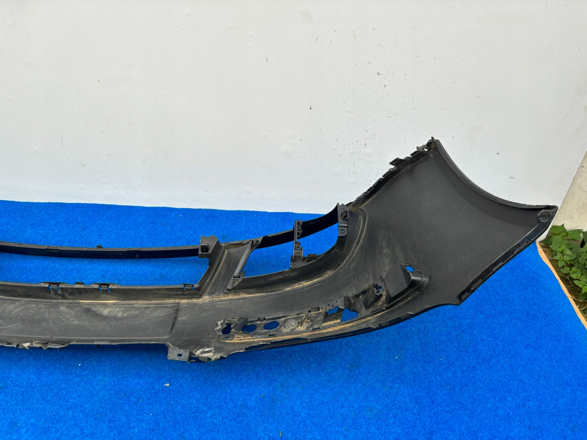 VW GOLF 5 V plus 5M bumper front + right support 5M0807221 TA104