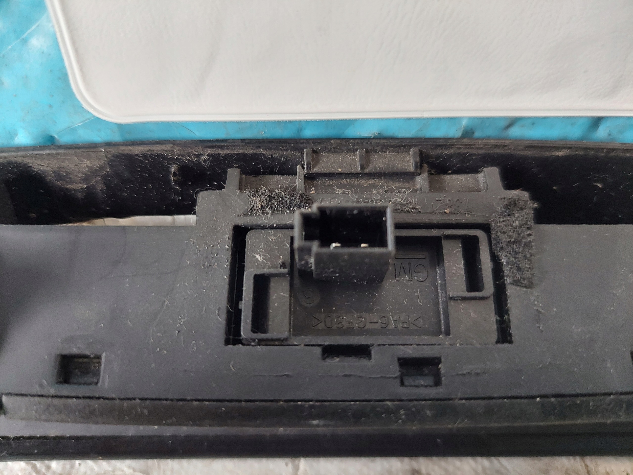 handle bonnet rear part CORSA D 4D