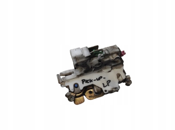 NISSAN PICK UP NAVARA 2 II D22 LIFT 01- ZAMEK LEWY PRZÓD