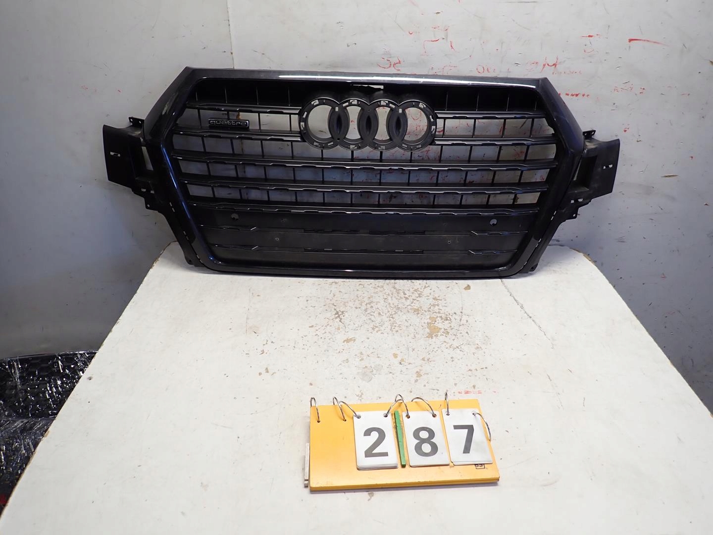 Grill AUDI Q7 II 2015- 4M0853651F
