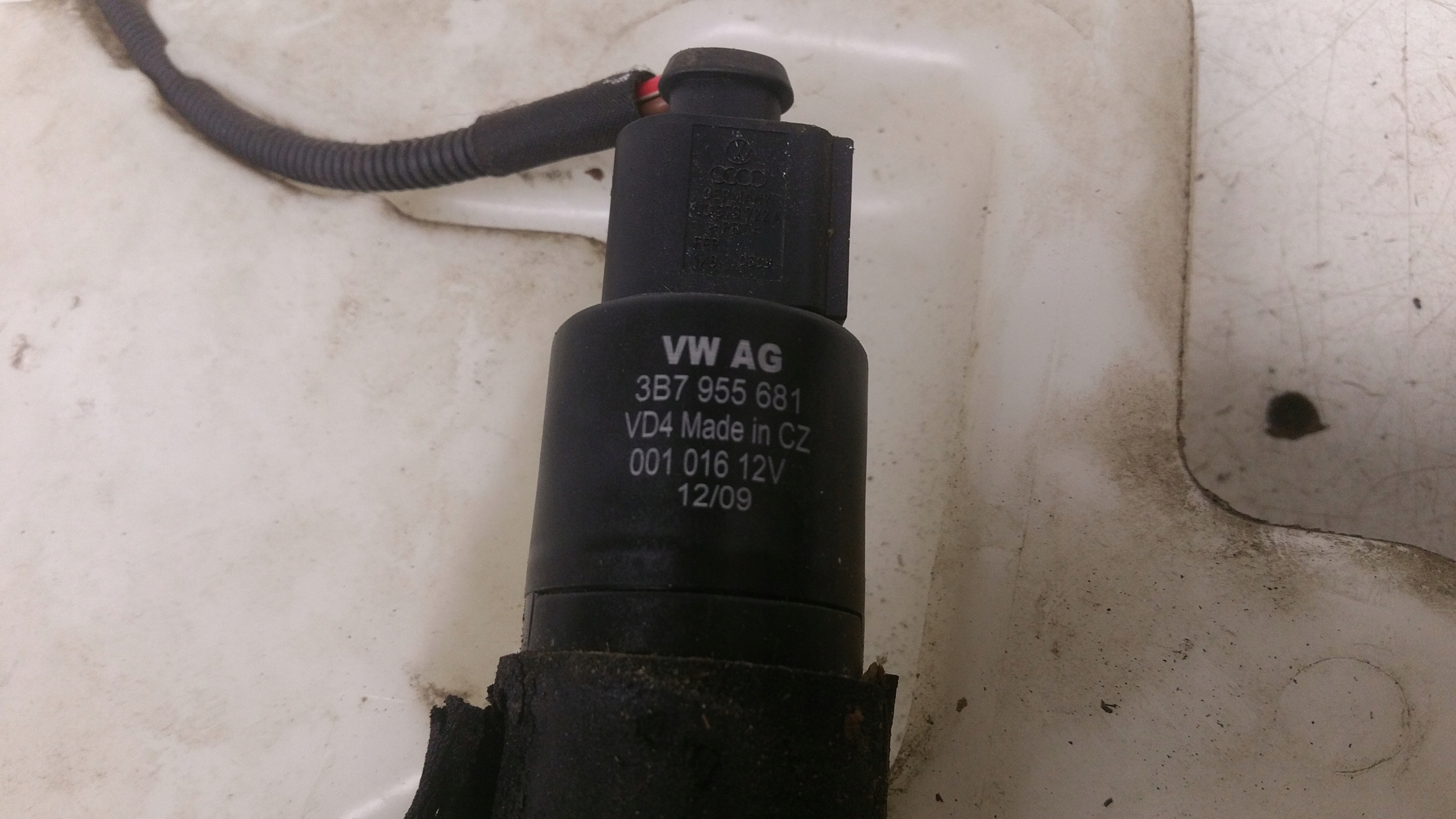Behälter Spritzdüse xenon 8T0955453C Audi A5