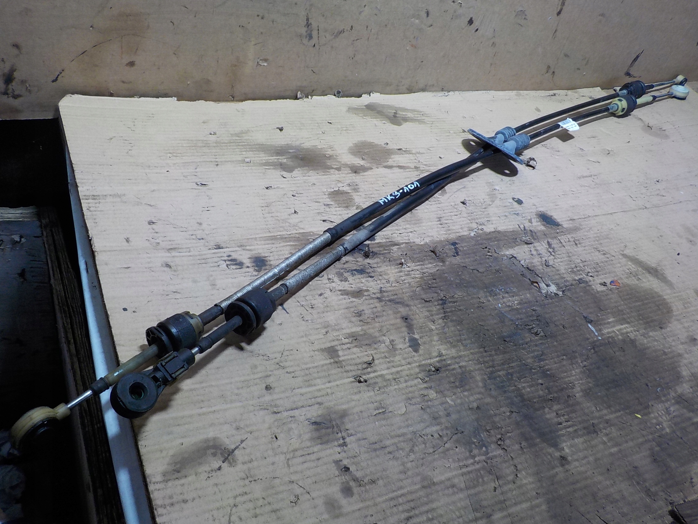 ВАЖЕЛІ ПЕРЕМИКАННЯ ПЕРЕДАЧ FOCUS MK3 BV6R7E395GD