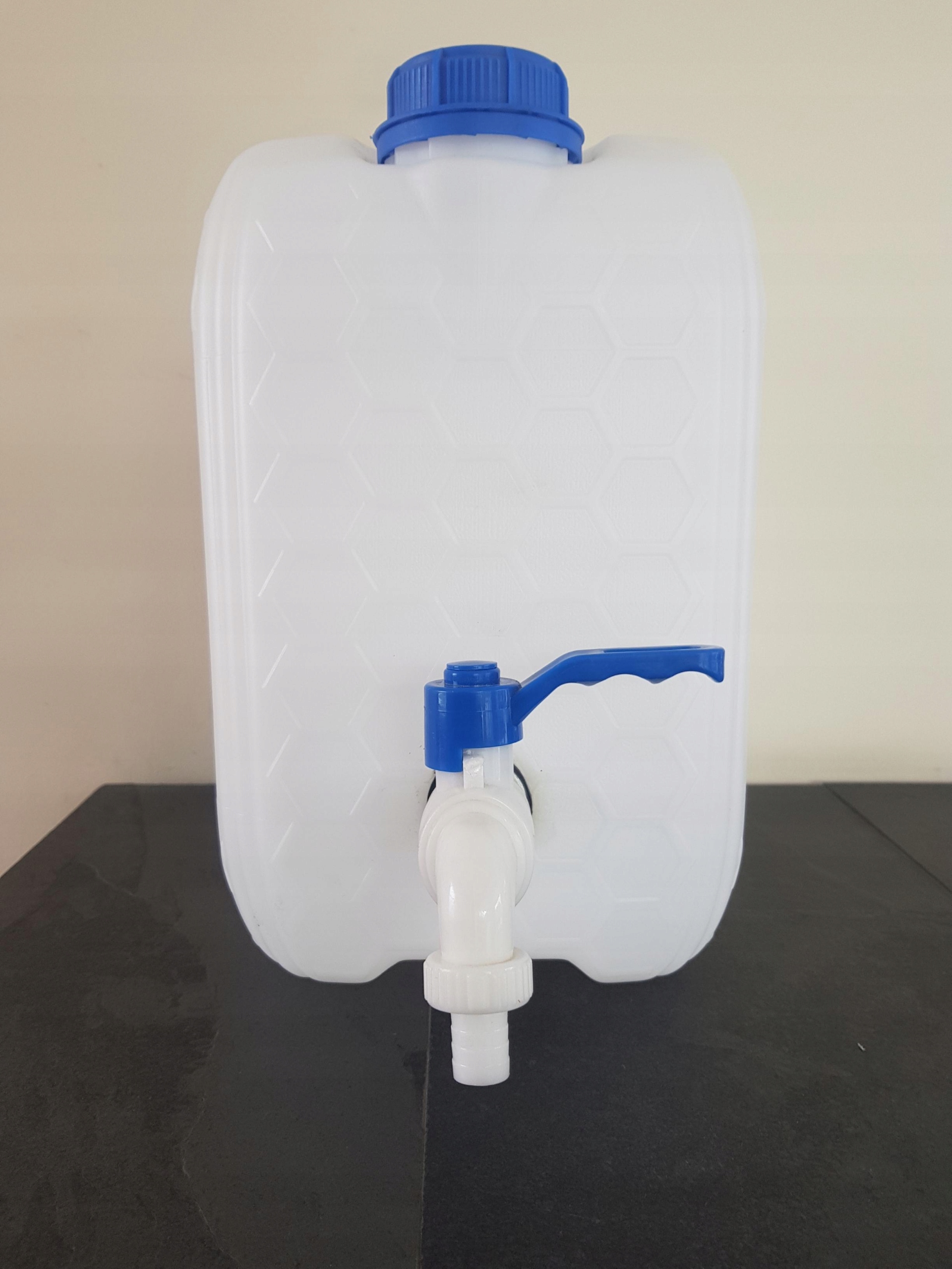 Pojemnik kanister do wody z kranem 10l Marka Inna